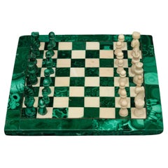 Piccola scacchiera quadrata in malachite e marmo