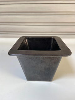 Pequeña maceta cuadrada, cerámica Paul Ami Bonifas, tierra negra brillante, circa 1930
