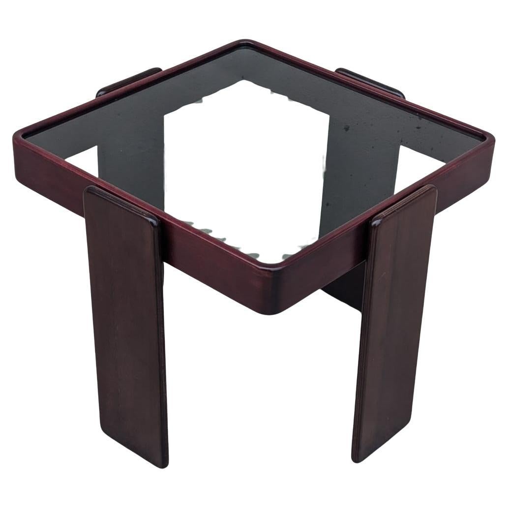 Square Side table by Gianfranco Frattini for Cassina, 70s For Sale