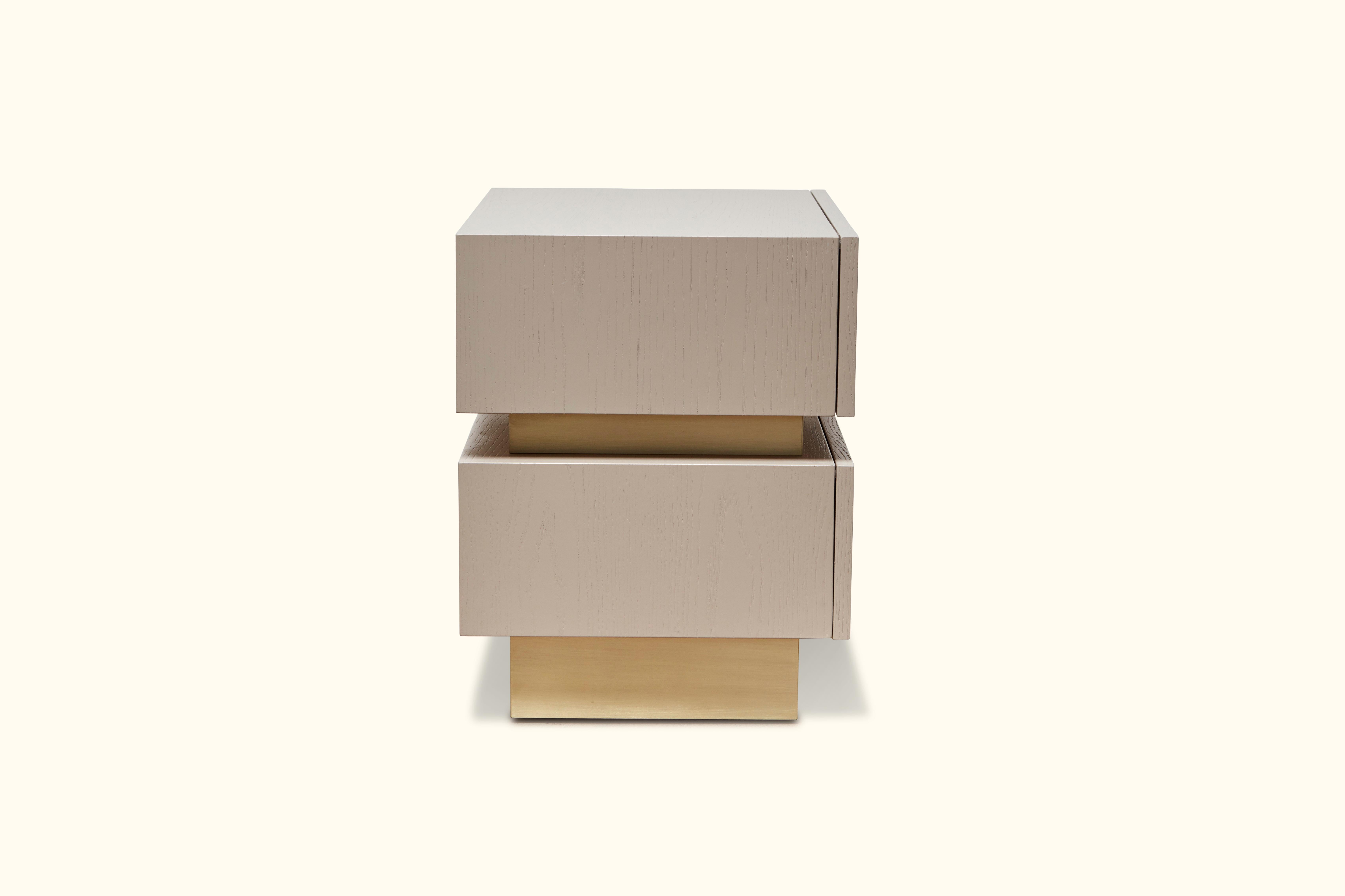 Small Stacked Box Nightstand with Brass Inset by Lawson-Fenning In New Condition In Los Angeles, CA