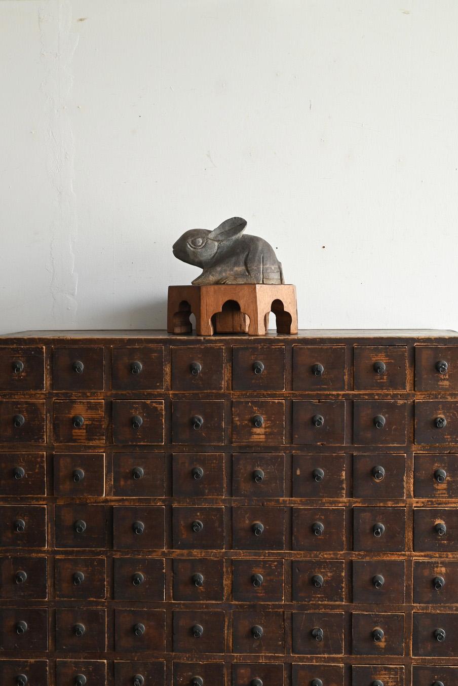 Other Small stone carved rabbit statue / 19th-mid 20th century / Around Korea For Sale