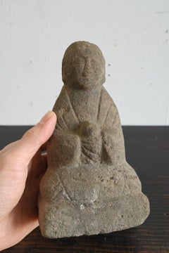Small stone Jizo Bodhisattva statue / Edo period / Buddha statue