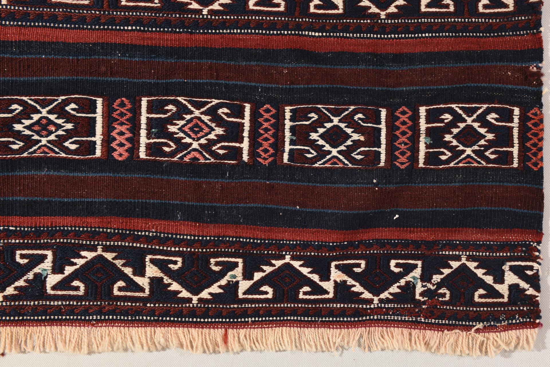 Kilim piccolo a righe In condizioni ottime in vendita a Alessandria, Piemonte