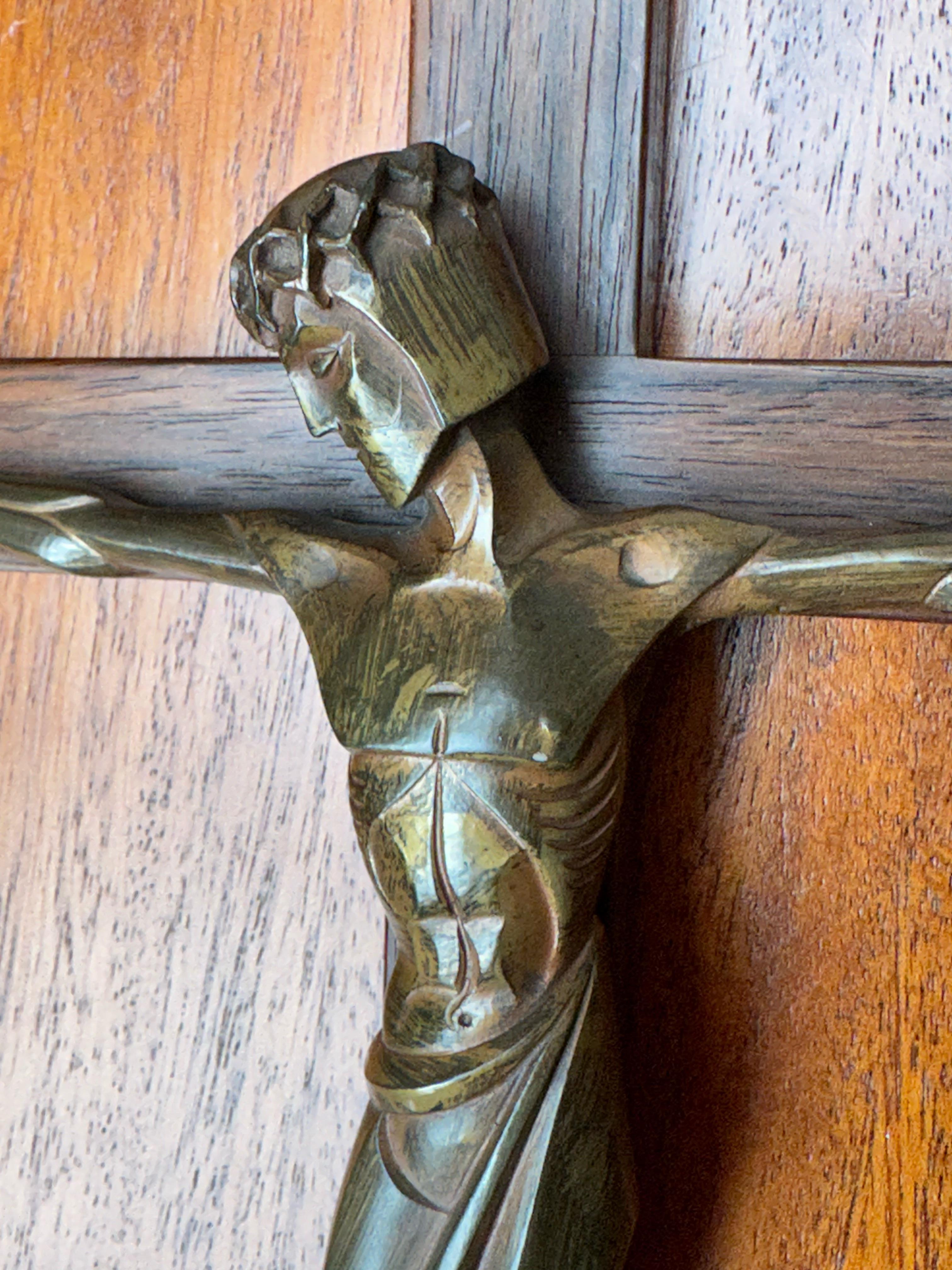 Small & Rare Art Deco Crucifix w. Stylized Bronze Sculpture of Christ, 1920 12
