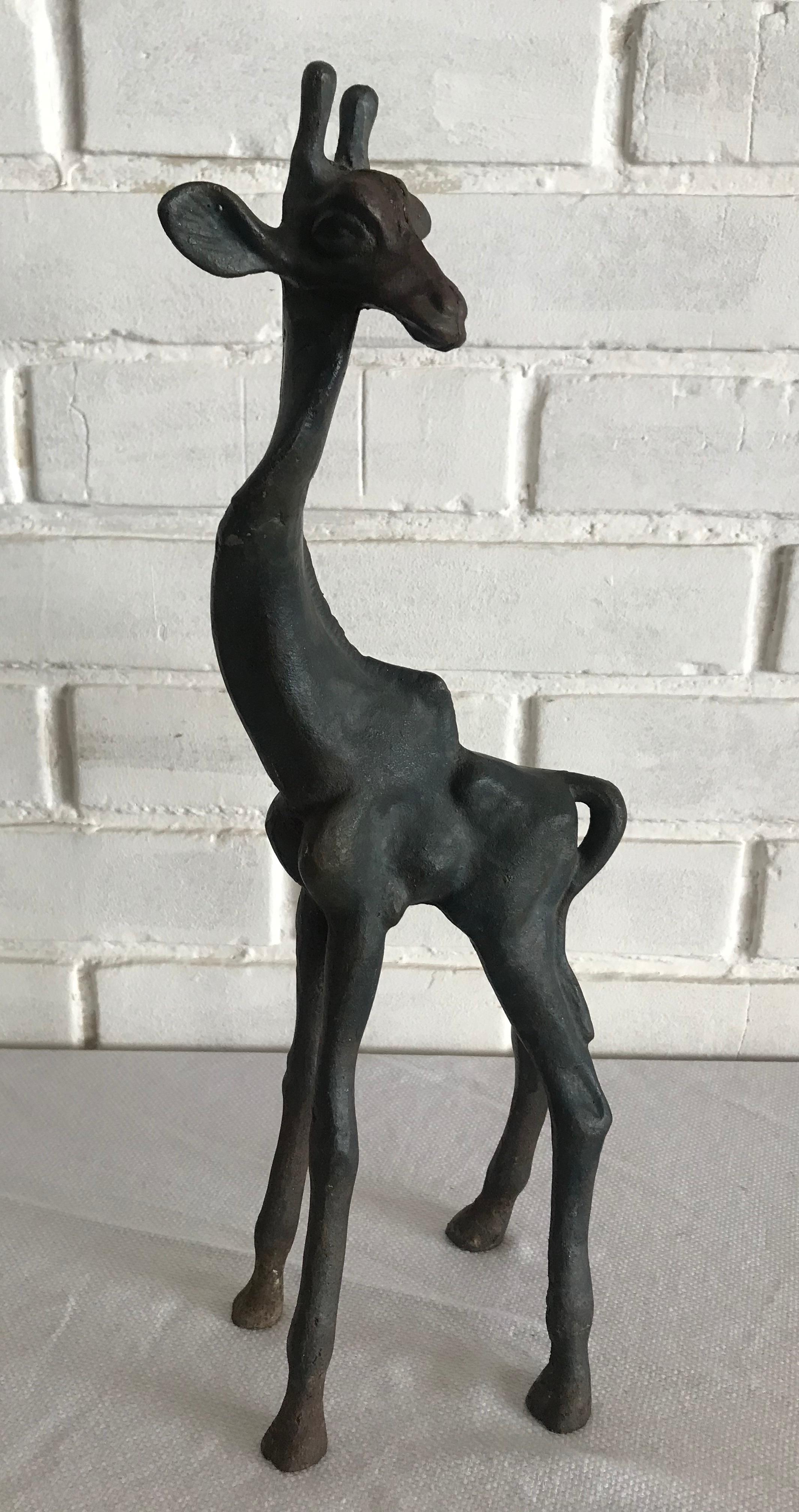 Small Stunning Cast Iron Giraffe Sculpture, 1960s In Good Condition In San Diego, CA