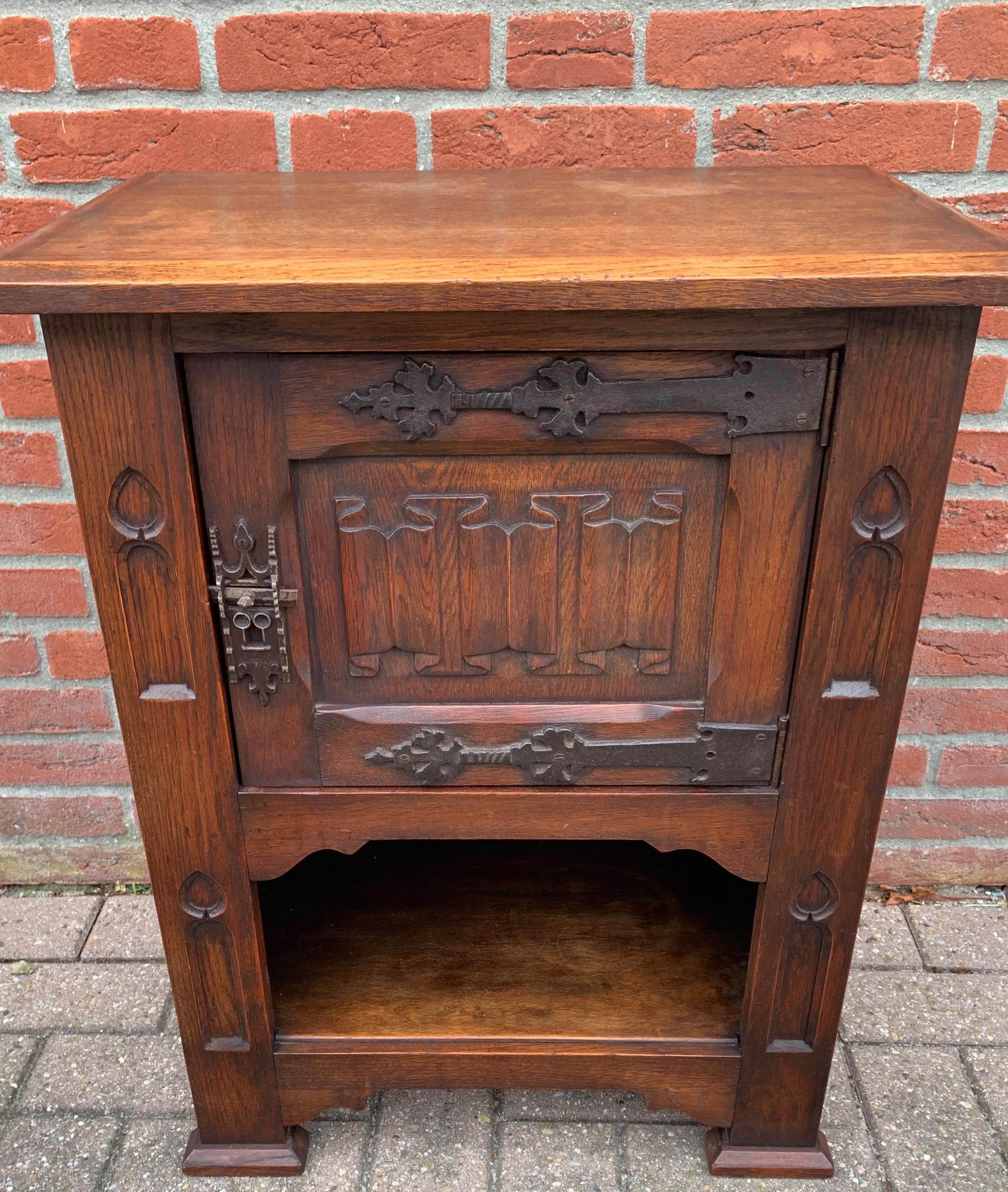 Small and Stunning Multi Purpose Gothic Revival Hand Carved Tiger Oak Cabinet 8