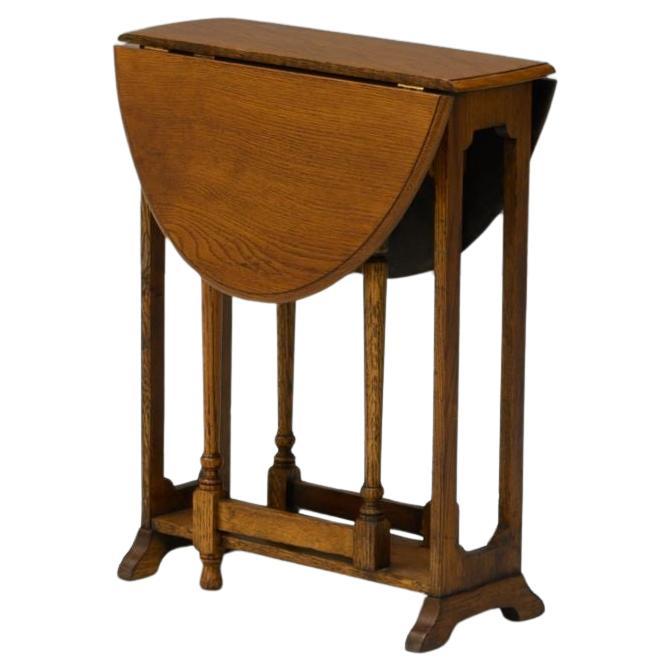 Petite table Sutherland en vente