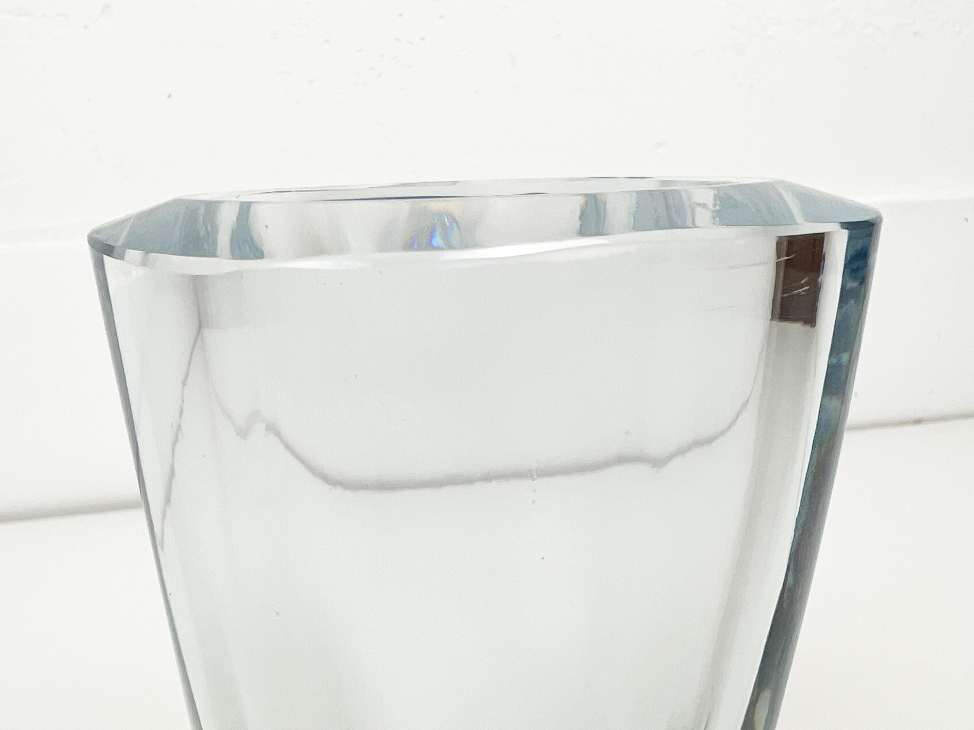 Small Swedish Crystal Vase by Strombergshyttan For Sale 5