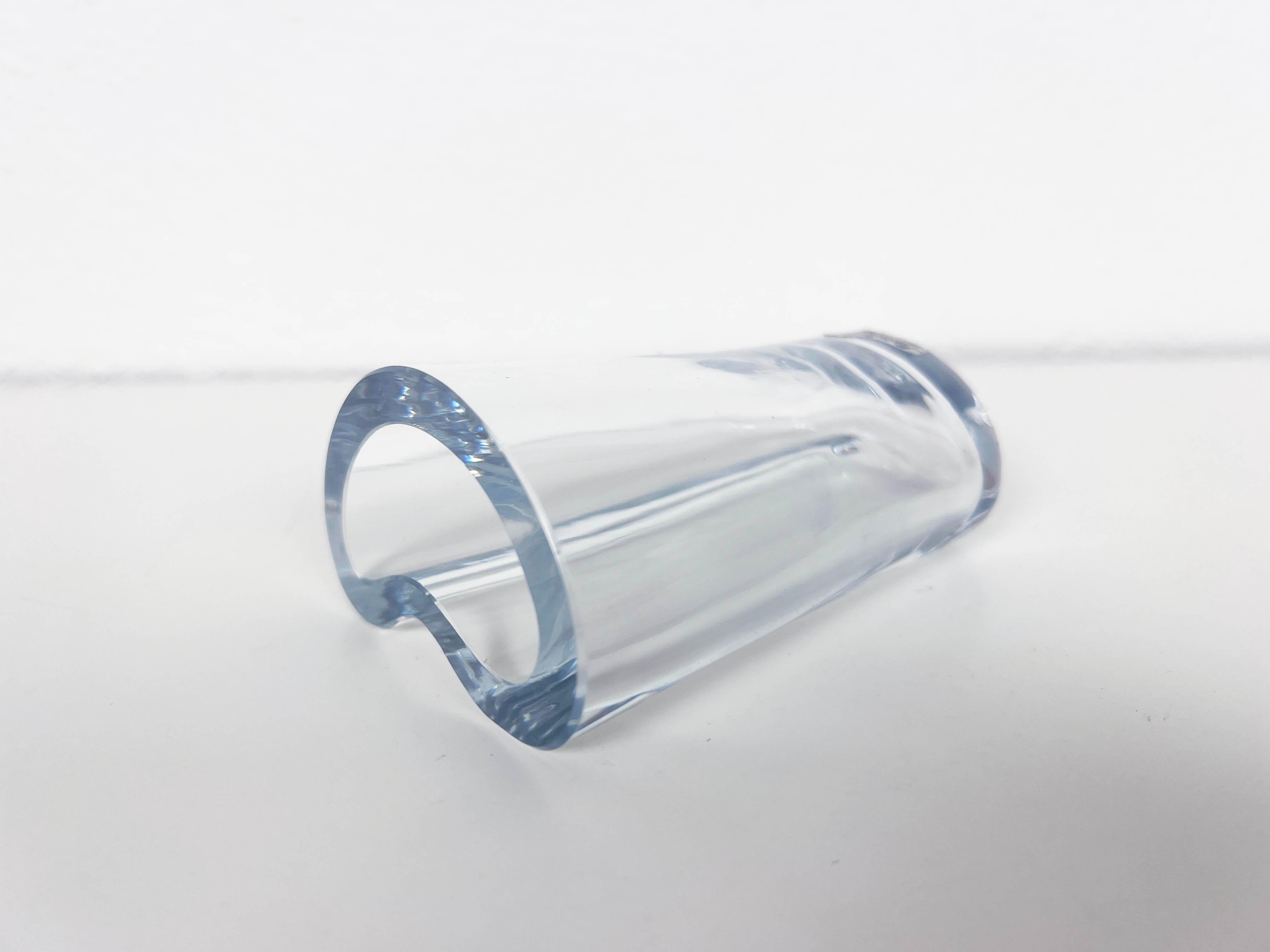 Suédois Petit vase suédois en cristal Strombergshyttan en vente