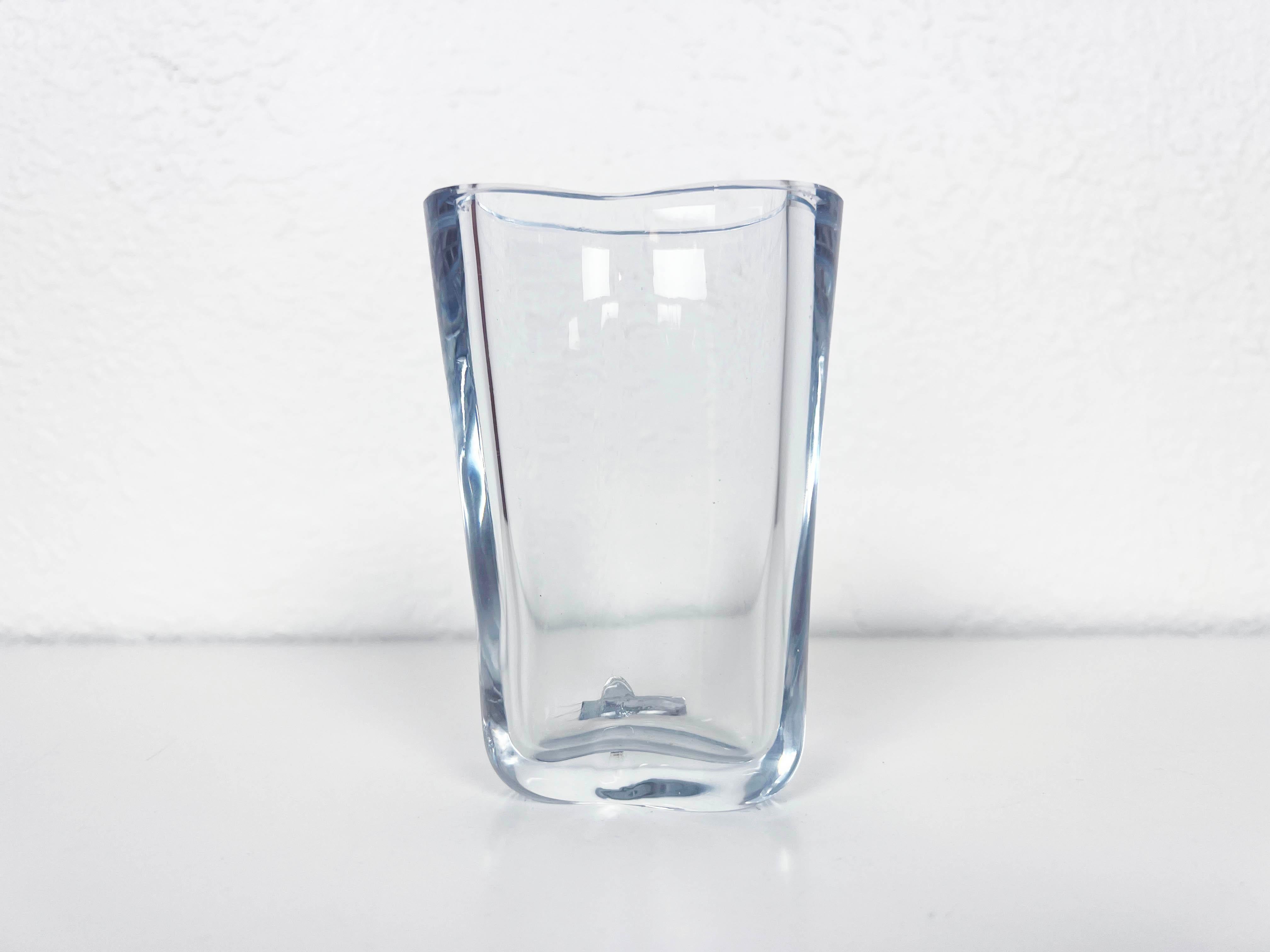 Small Swedish Crystal Vase by Strombergshyttan For Sale 2