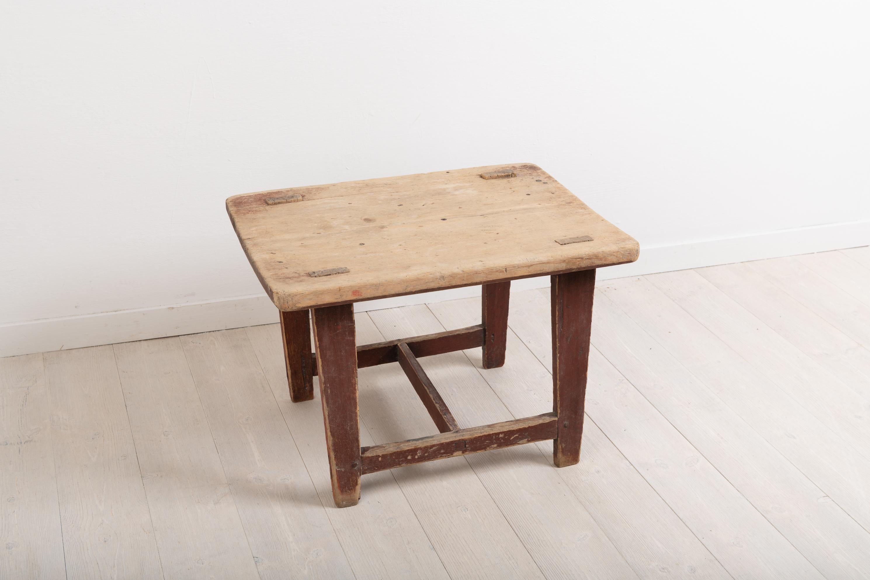 18th Century and Earlier Small Swedish Folk Art Coffee Table For Sale