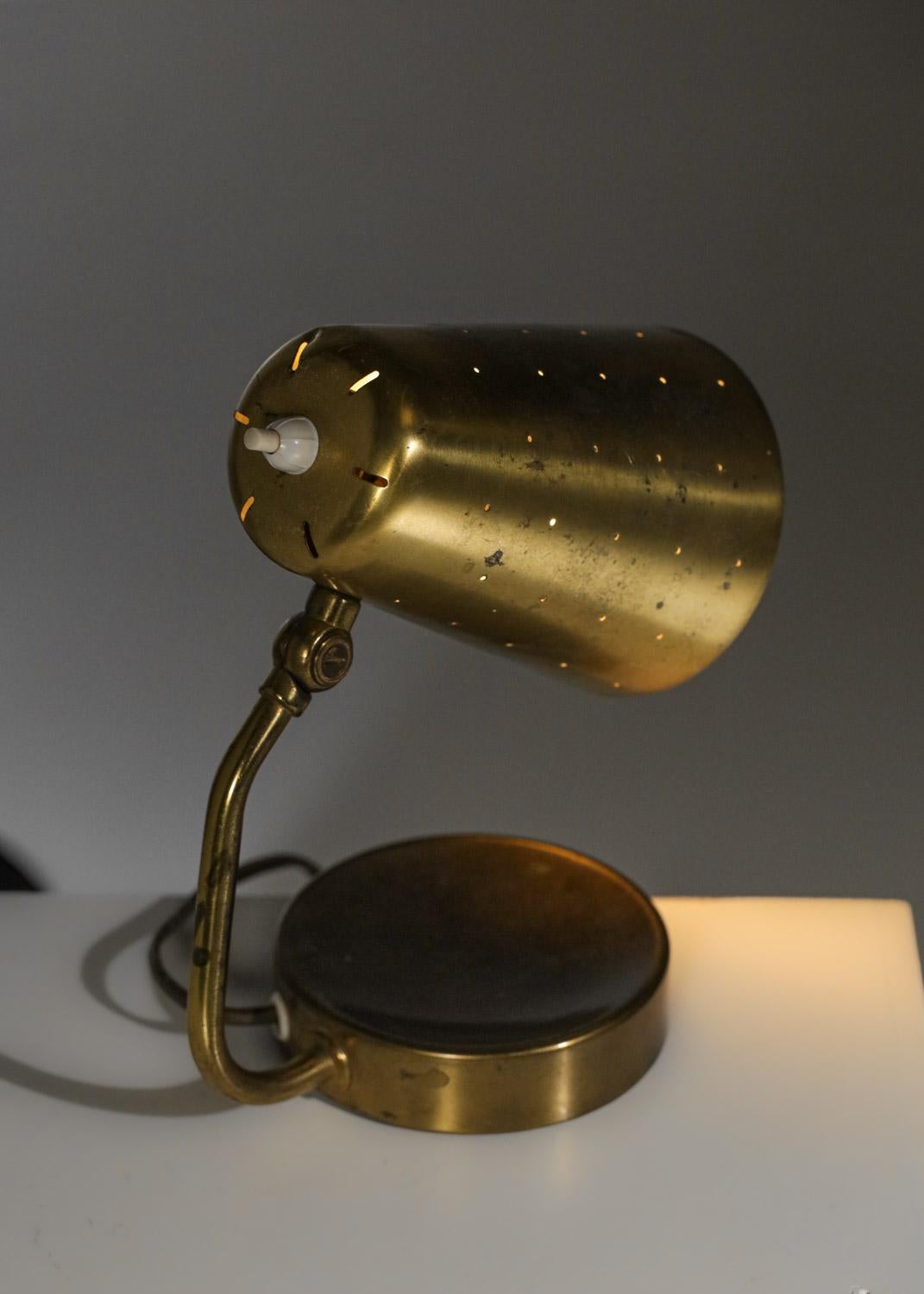 Small Swedish lamp style Paavo Tynell in brass 50's, G417 For Sale 5