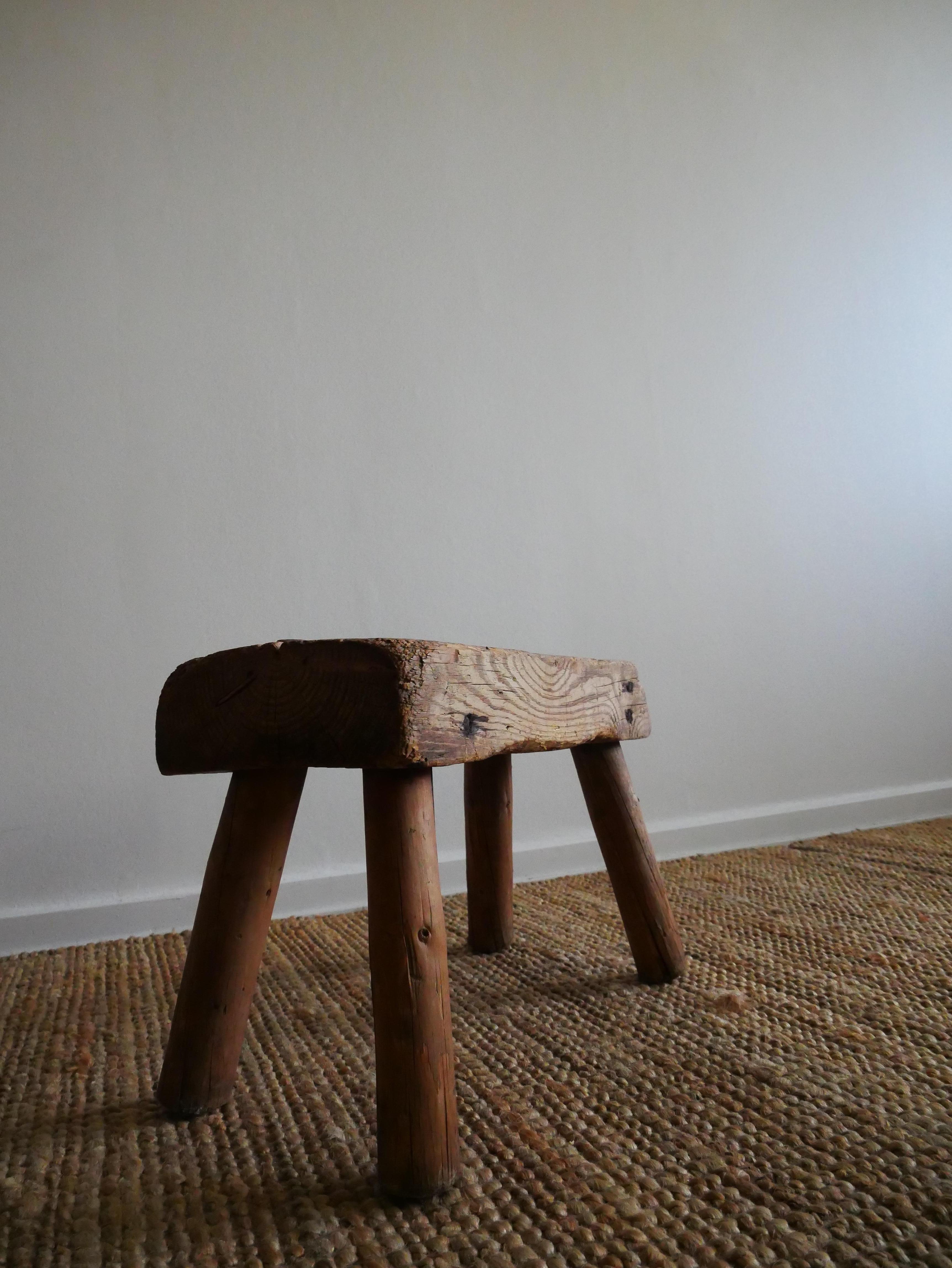 Small Swedish Stool 1900-century For Sale 12