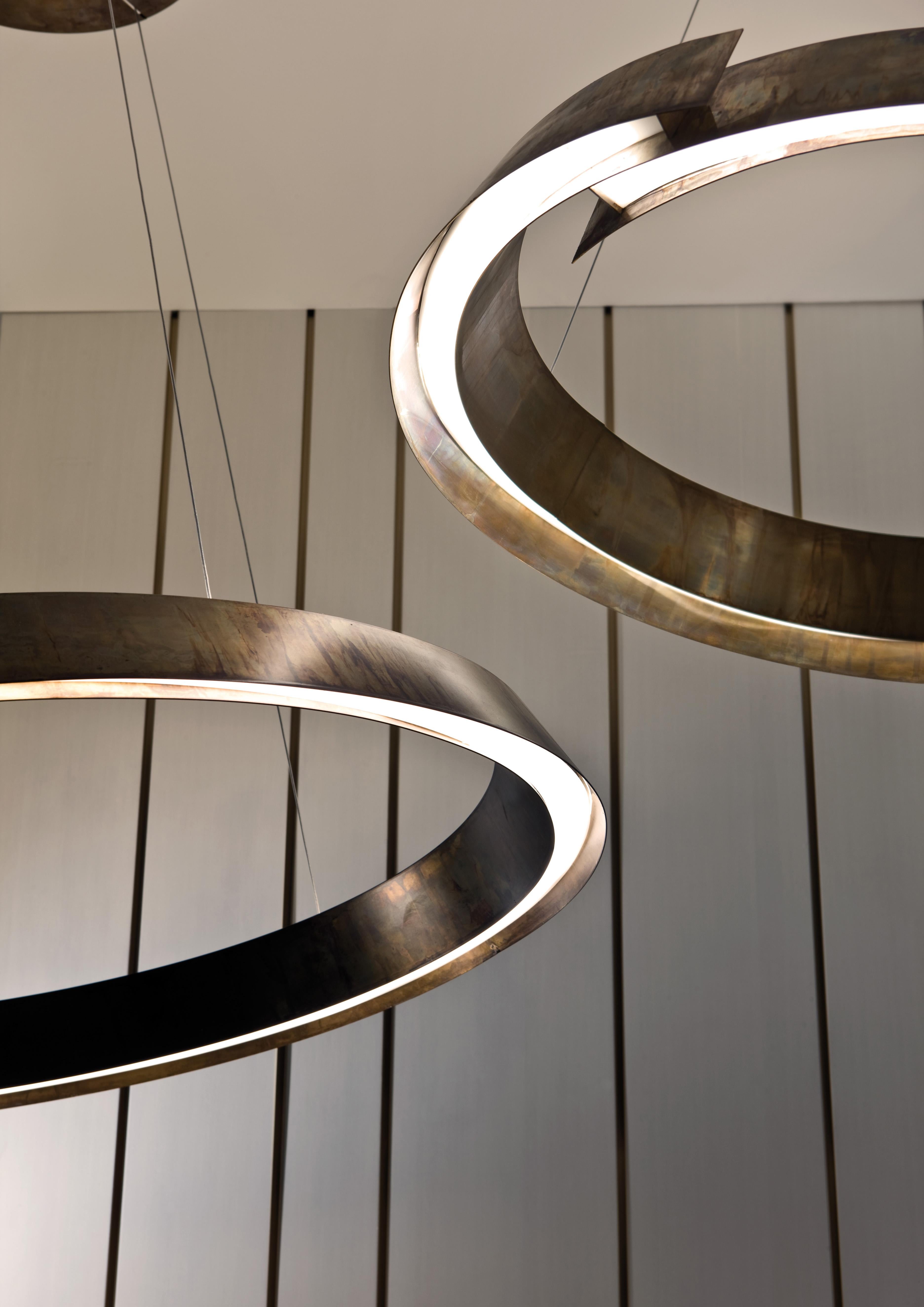 Post-Modern Small Swirl Lamp by Laurameroni For Sale