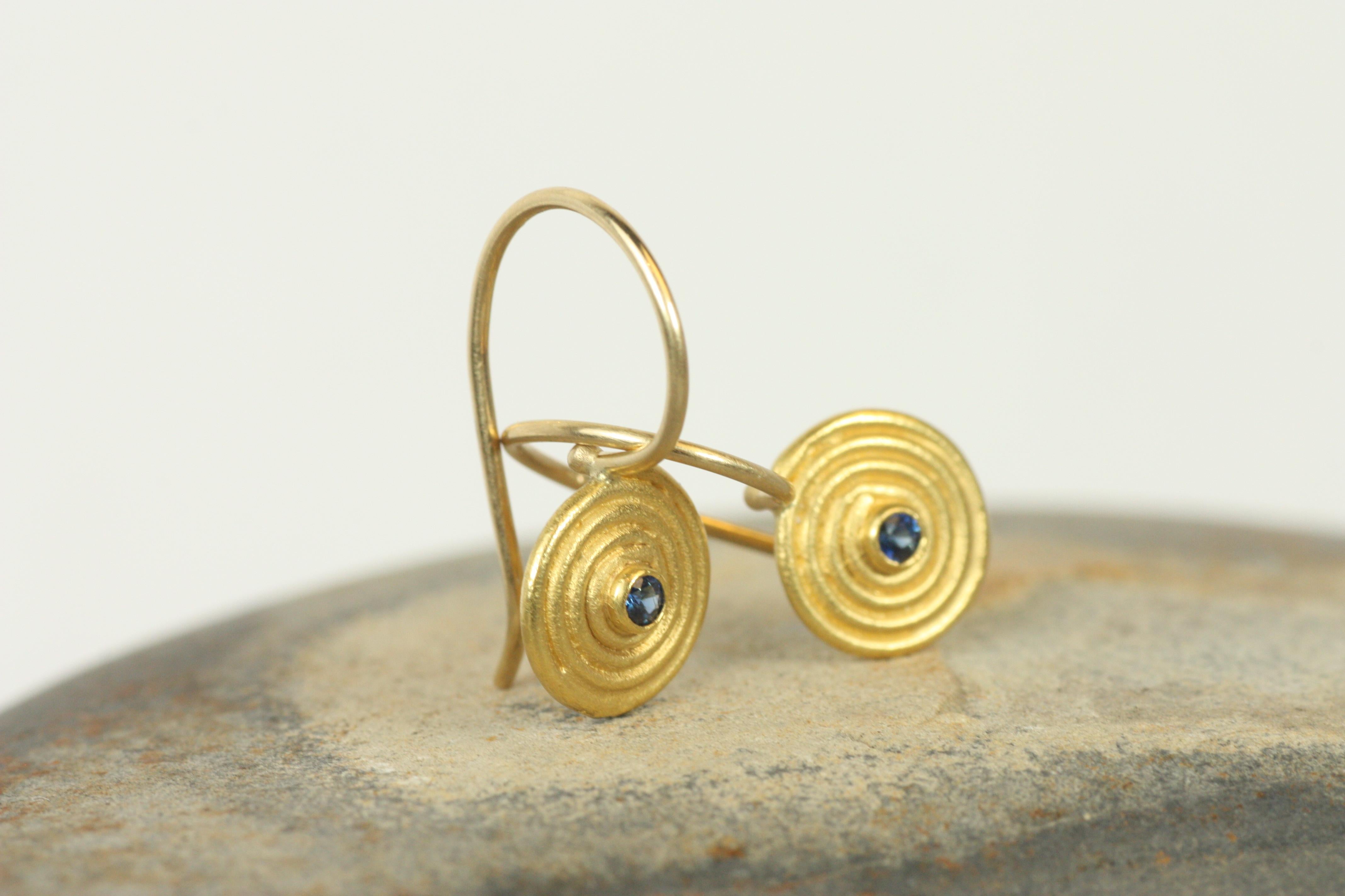 Round Cut Small Swirl Spiral Earrings with Blue Sapphires in 22K Yellow Gold by Bracken For Sale