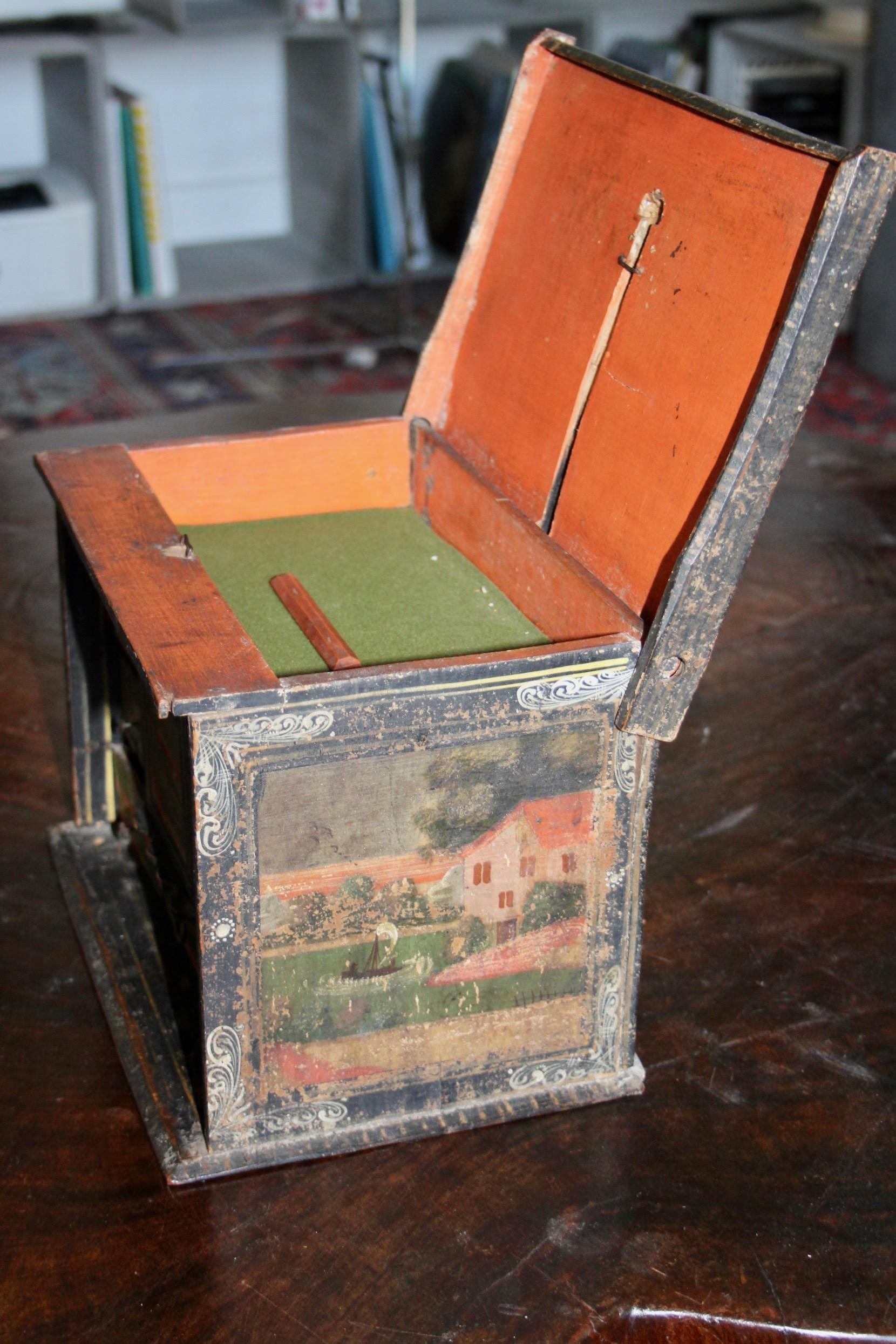 Small Swiss alp painted  cabinet For Sale 9