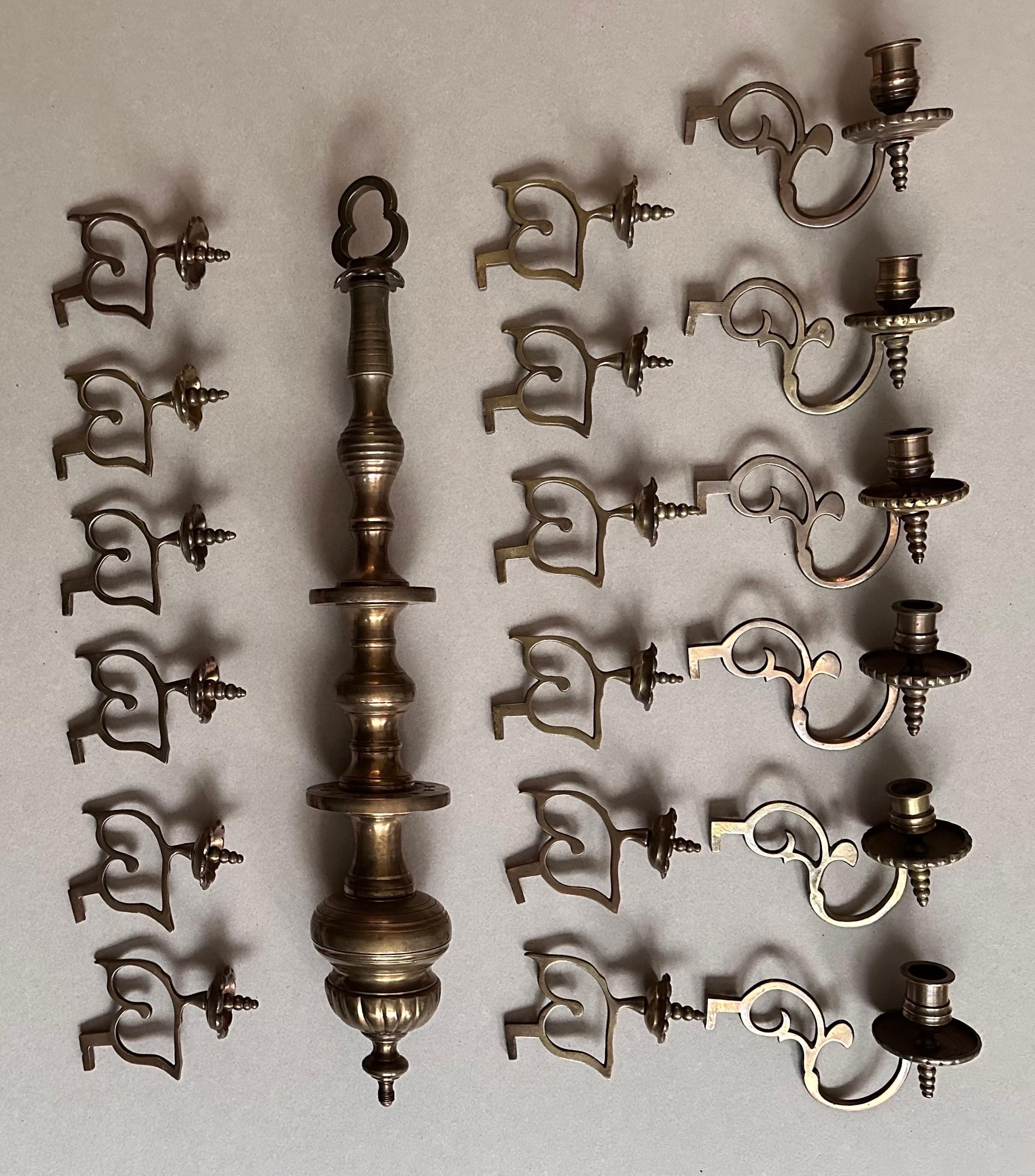 Petit Lustre Synagogue en Bronze, 19ème Siècle 17ème Style en vente 8