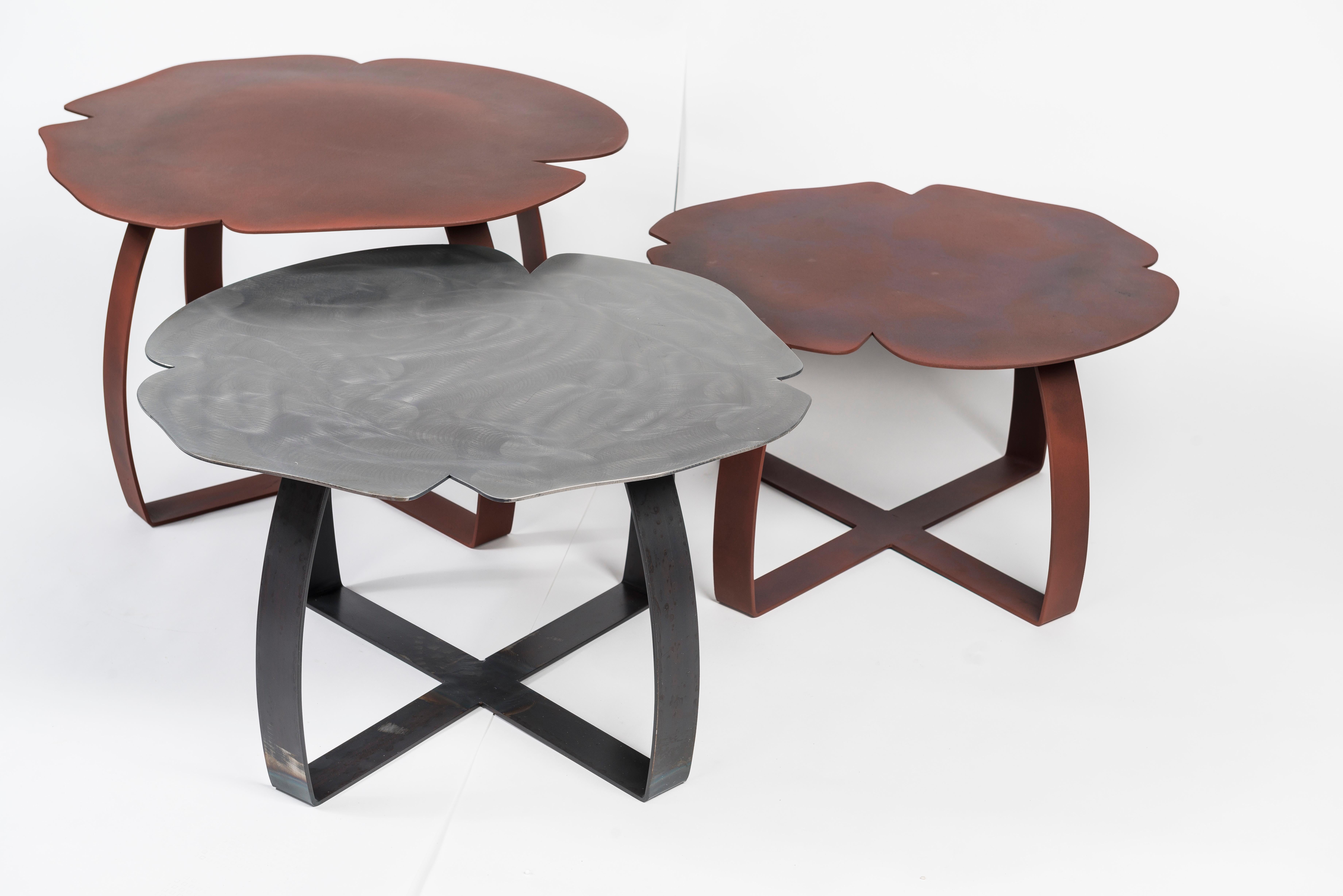 Modern Small Table Andy Iron Low, Flower Shape, Lacquered Iron, Italy For Sale