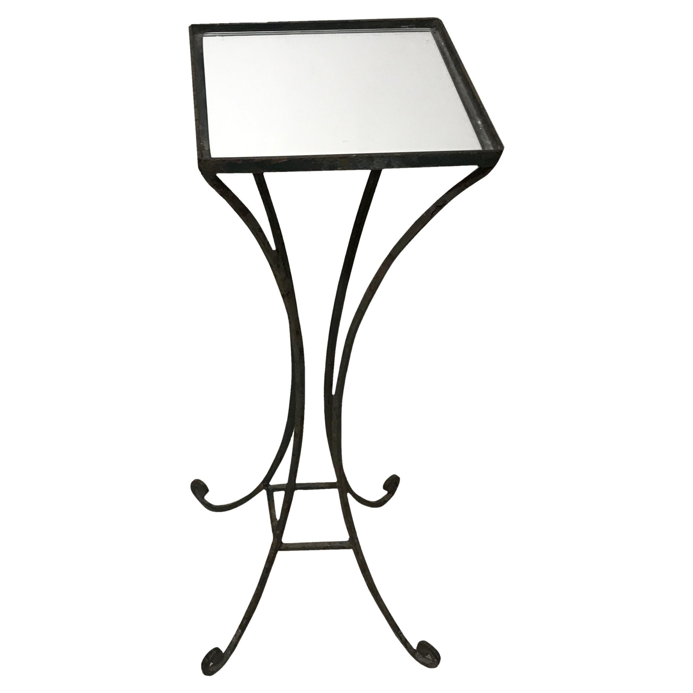 Small Table Art Deco, France, 1930, Materials: Iron and Mirror For Sale