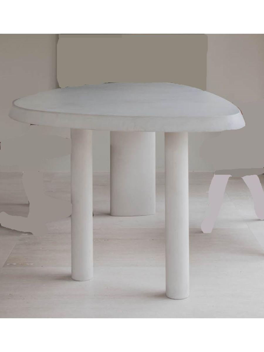 Small table En Forme Libre by Bicci de Medici
Dimensions: 195 x 97 x H 74cm.
Materials: Beton Ciré (Polished Concrete).
Available in multiple colors and finishes. 
Technique: Concrete. Polished. 


Bicci de’ Medici manufactures exclusive