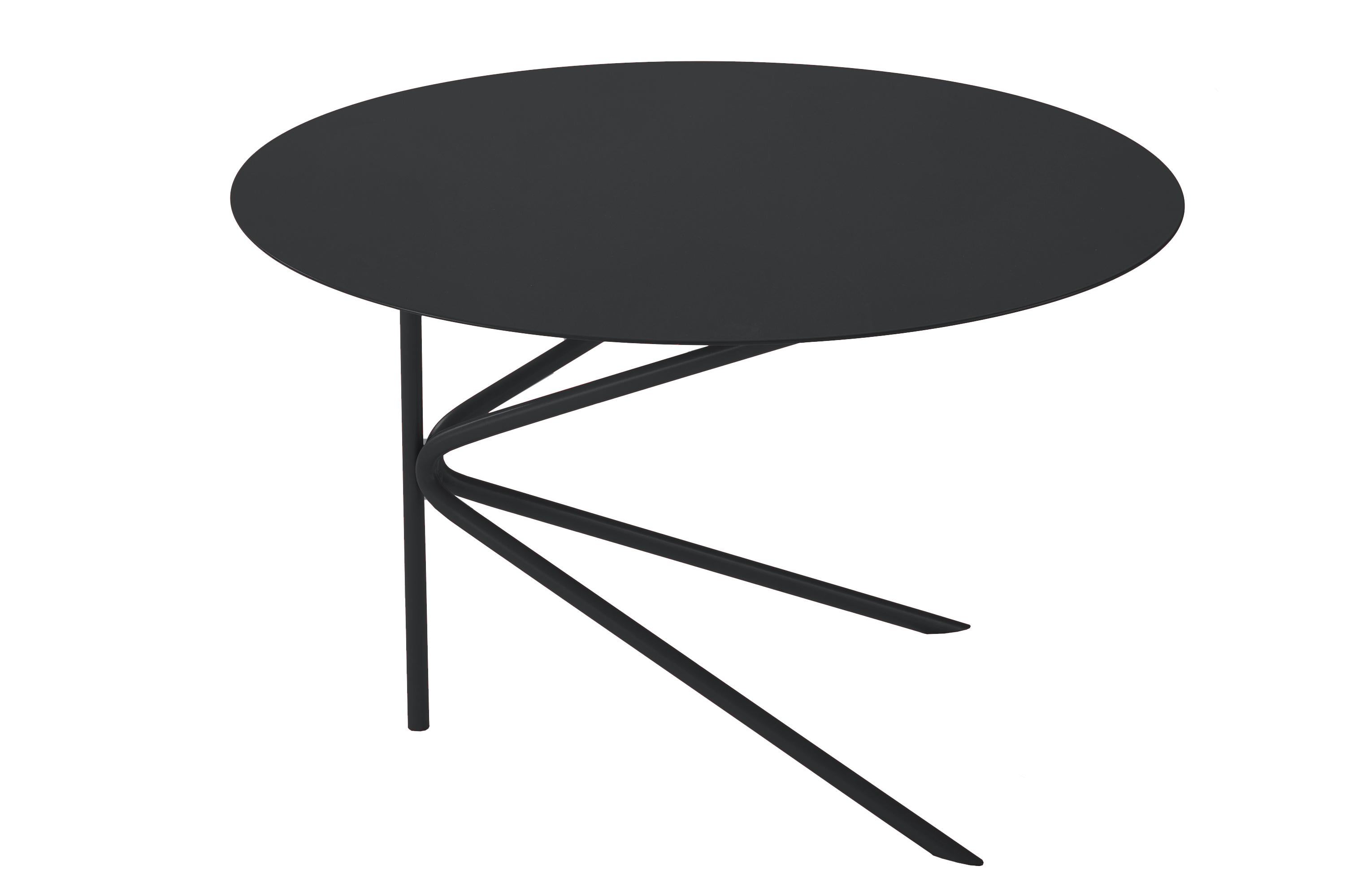 Petite table en métal 