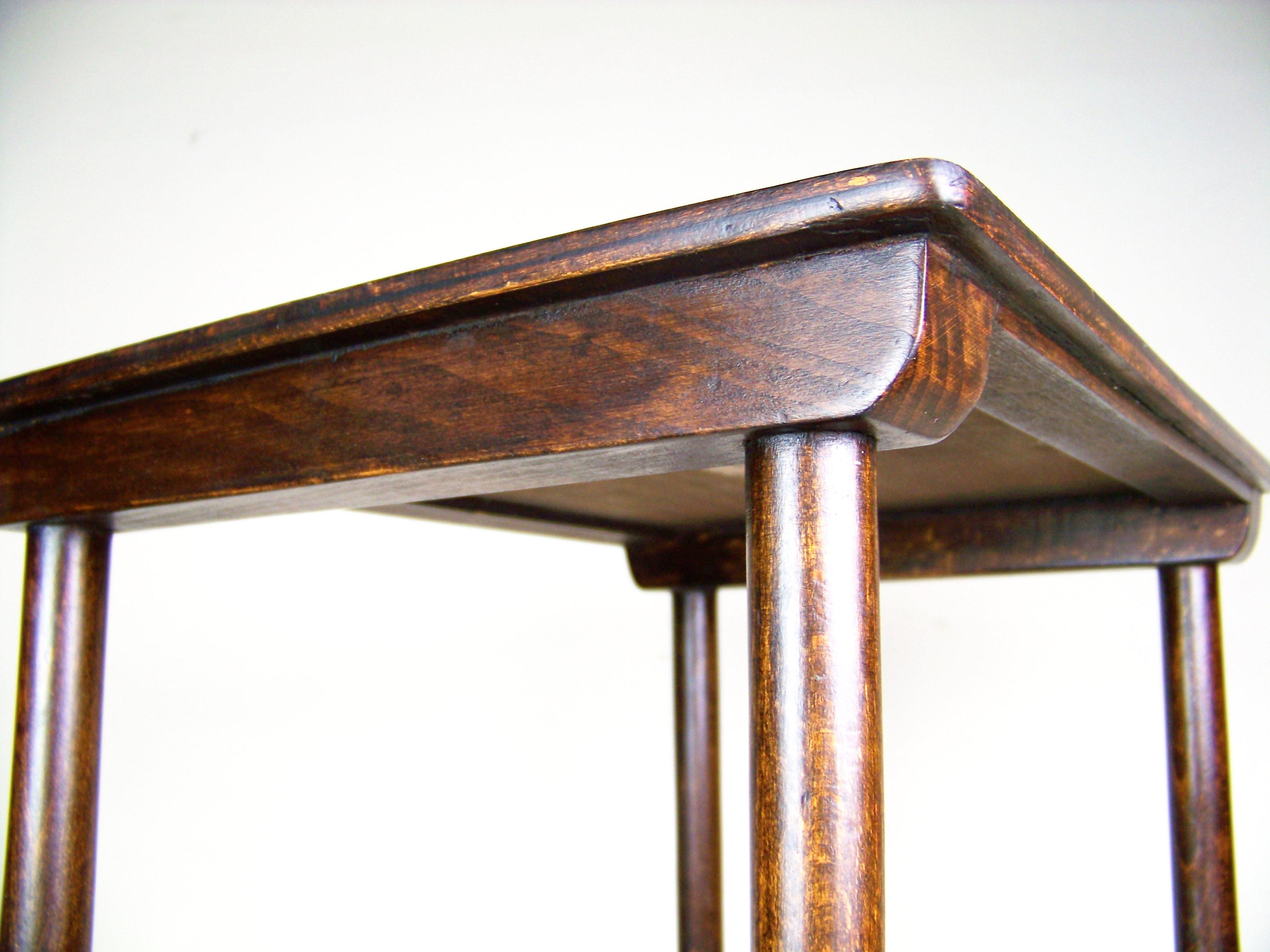 Petite table J&J Kohn Nr.986 de Joseff Hoffmann en vente 2
