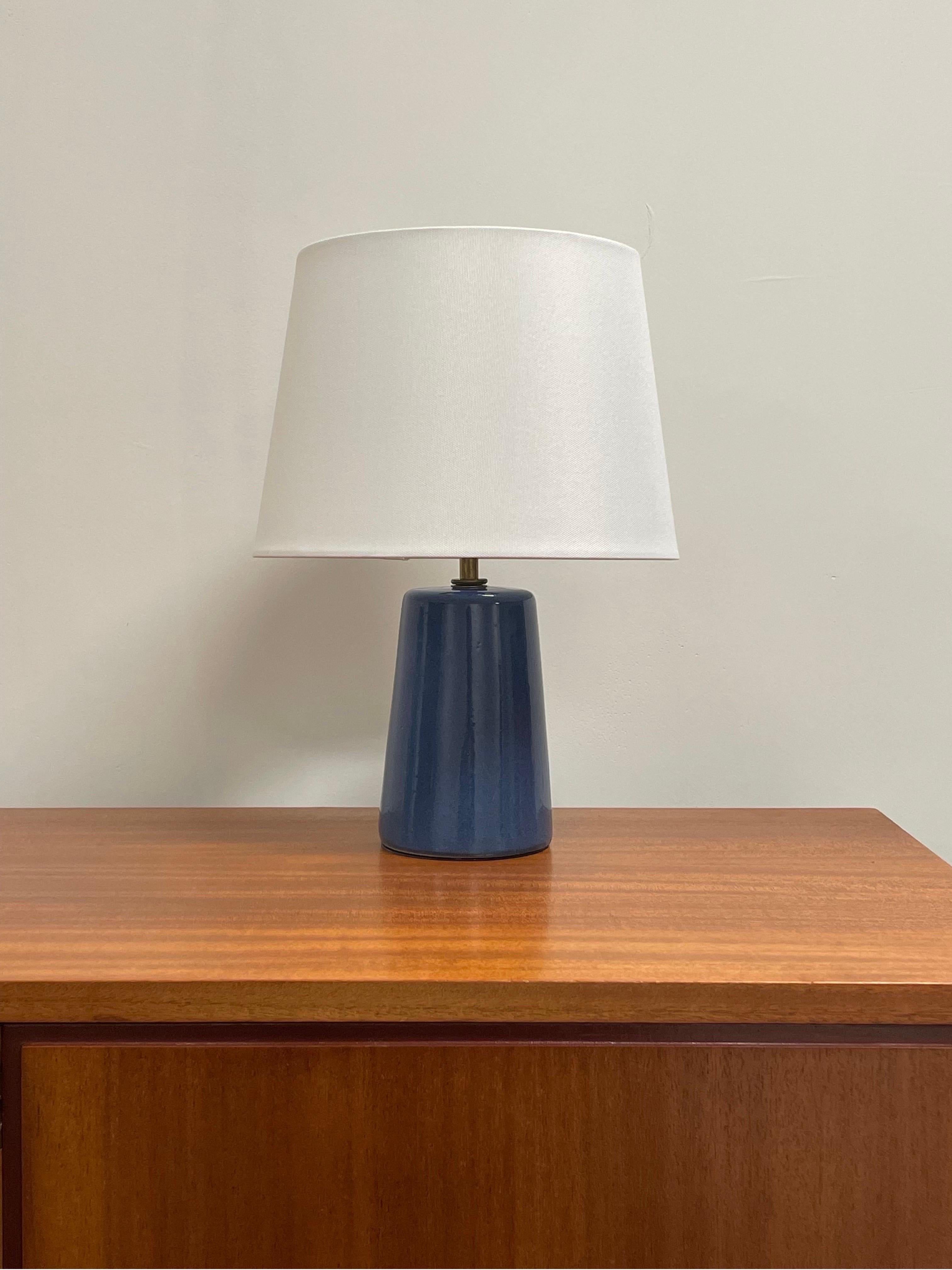 American Small Table Lamp by Jane and Gordon Martz for Marshall Studio For Sale
