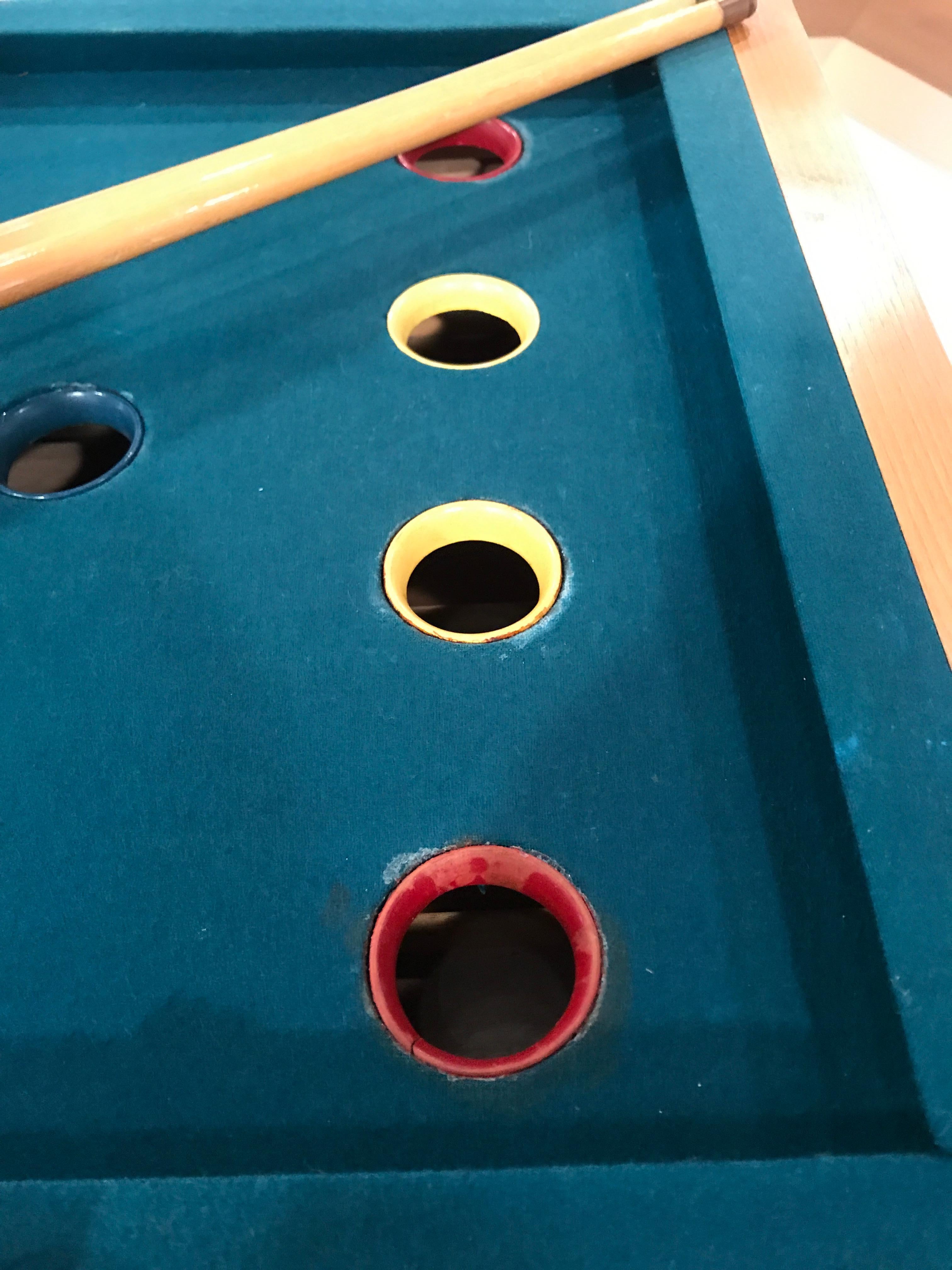 Small Table Poolgame with 2 Billiard Cues from the 1950s 11