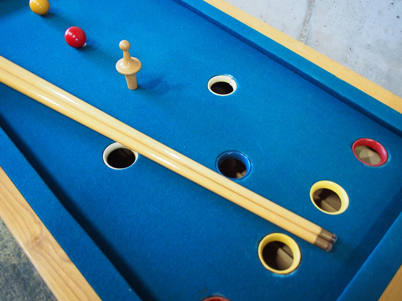 Wood Small Table Poolgame with 2 Billiard Cues from the 1950s