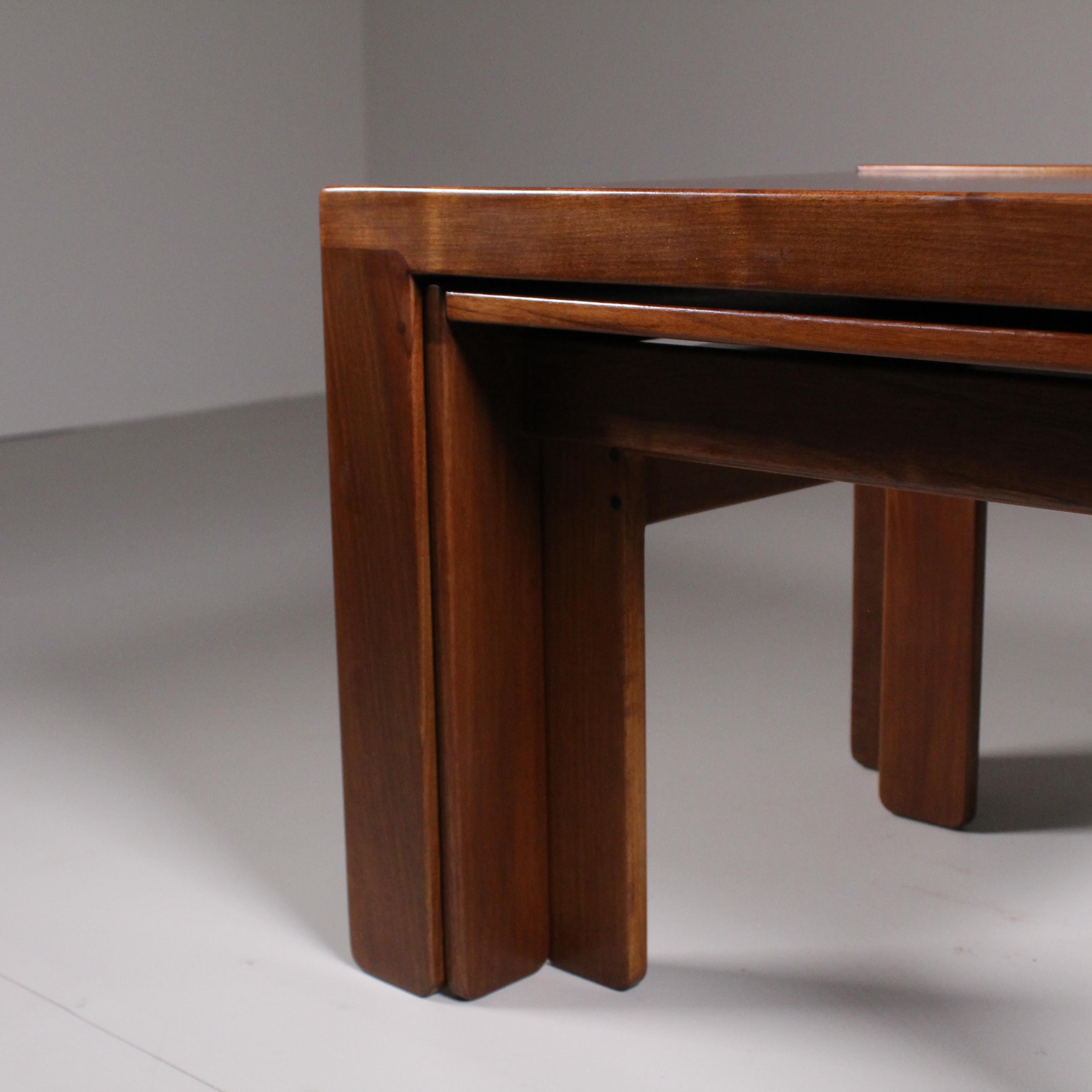 Small tables model 777, Afra and Tobia Scarpa, 1965 Circa For Sale 1