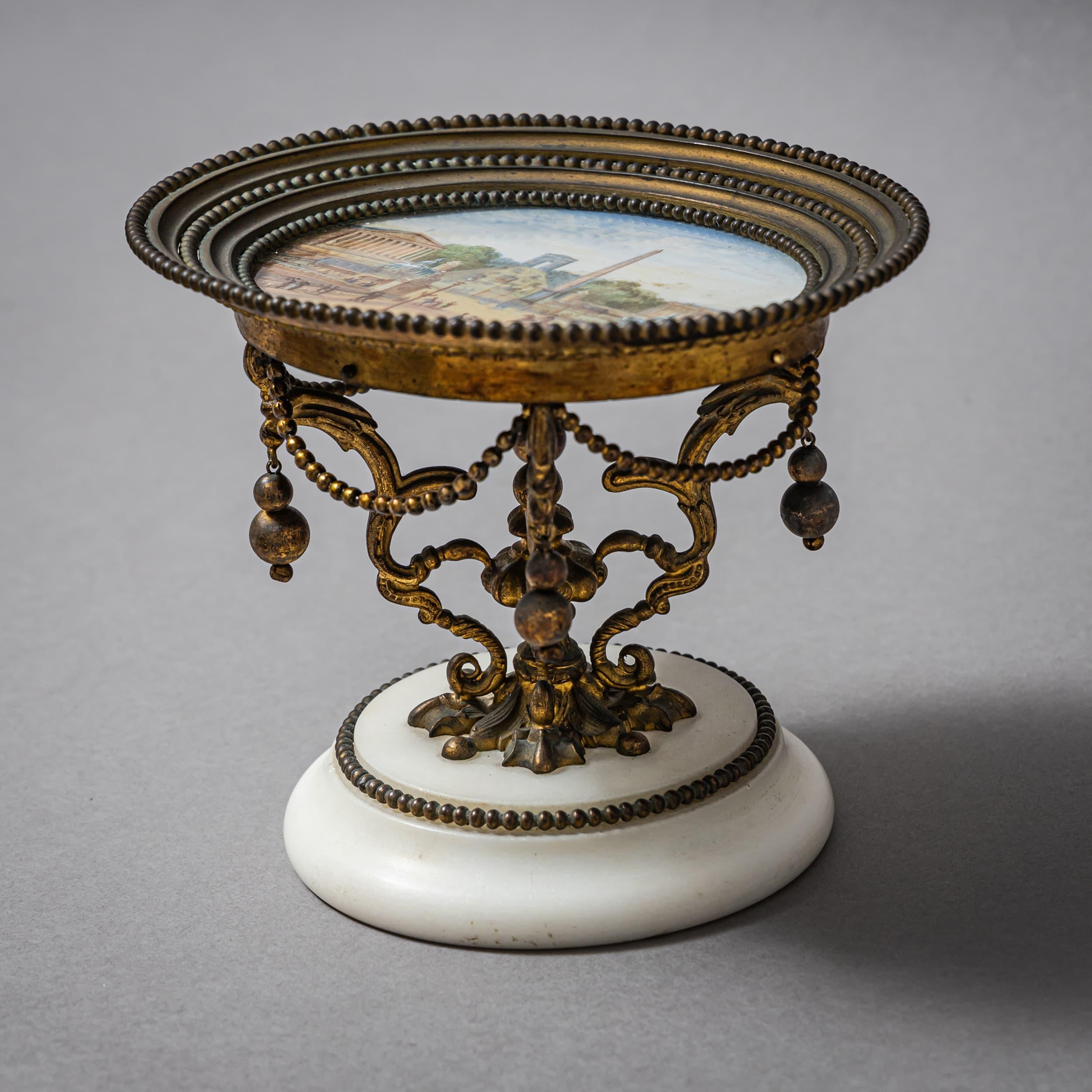 Kleine Tazza mit Ansicht von Paris, Ende 19. Jahrhundert im Zustand „Gut“ im Angebot in Greding, DE