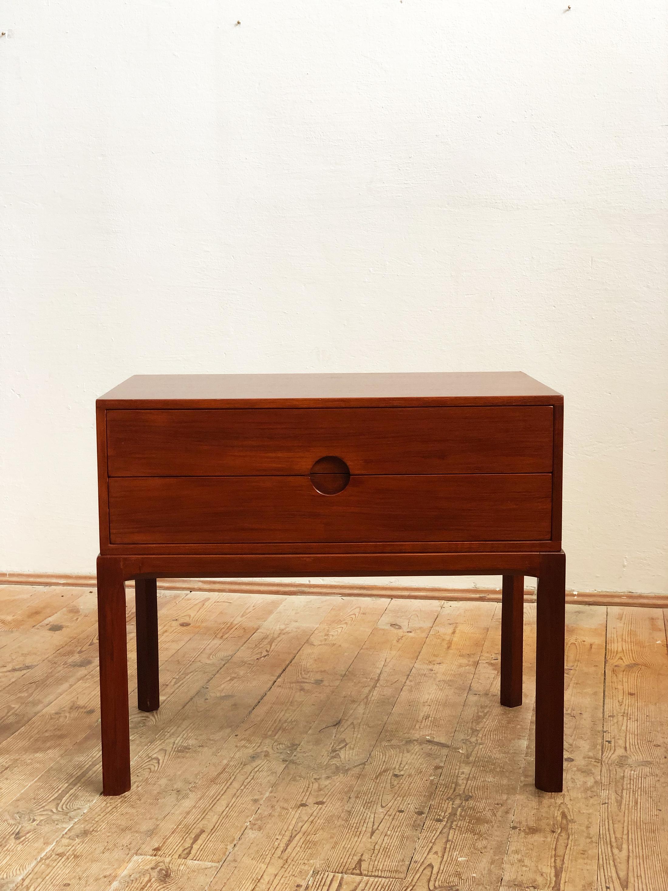 Small Teak Chest of Drawers, Sideboard by Kai Kristiansen for Aksel Kjersgaard In Good Condition For Sale In Munich, Bavaria