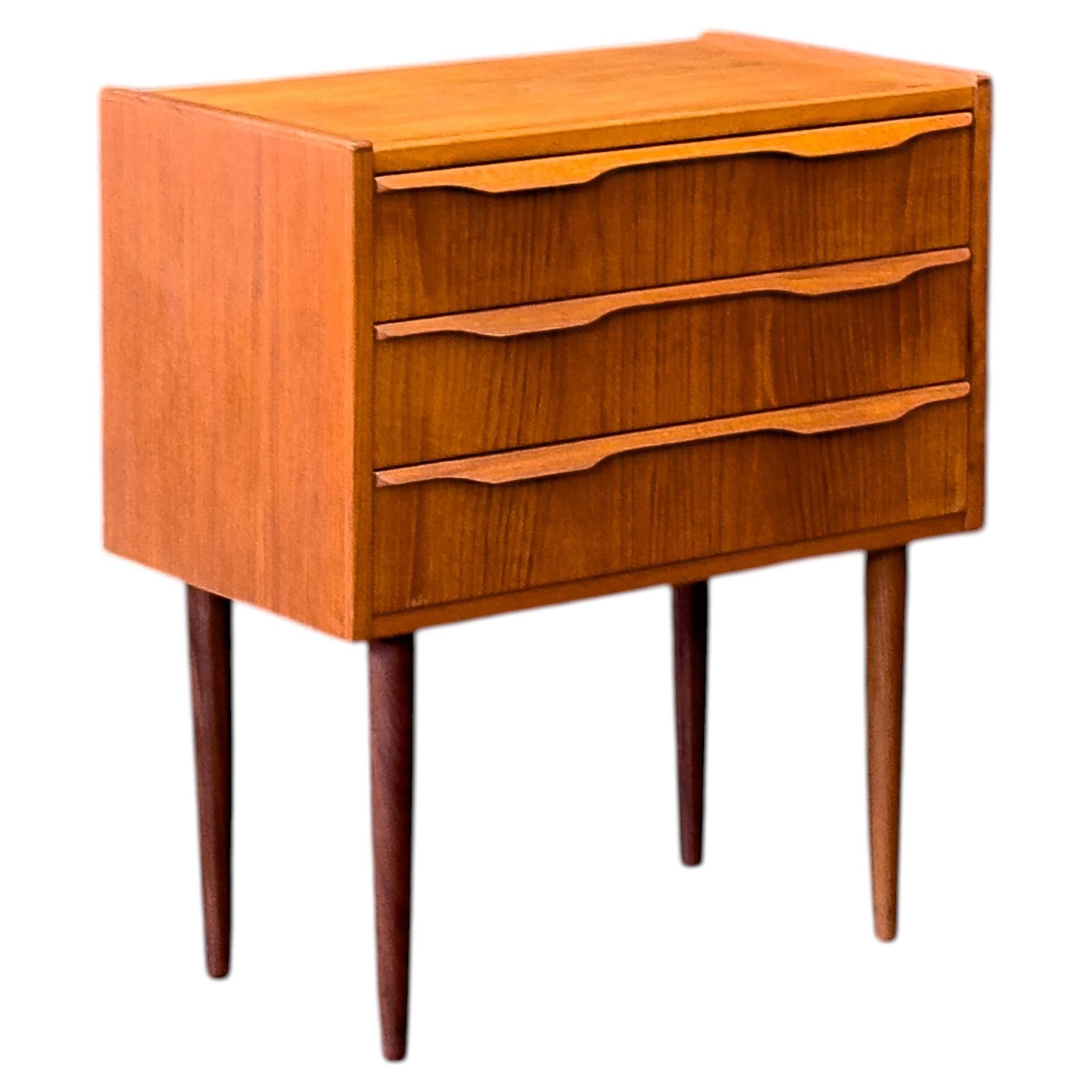 Small Teak Chest of Drawers with Three Drawers For Sale