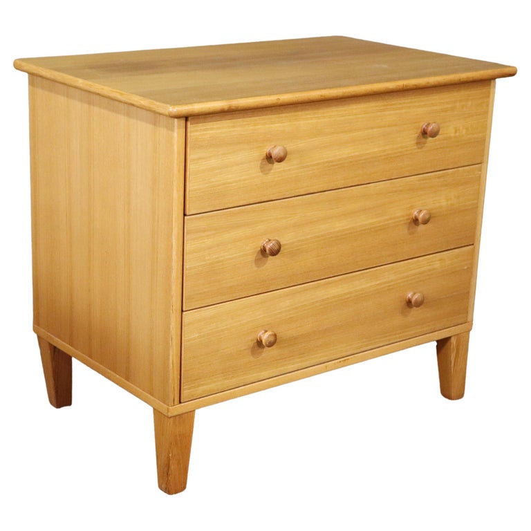 Small Teak Dresser For Sale at 1stDibs