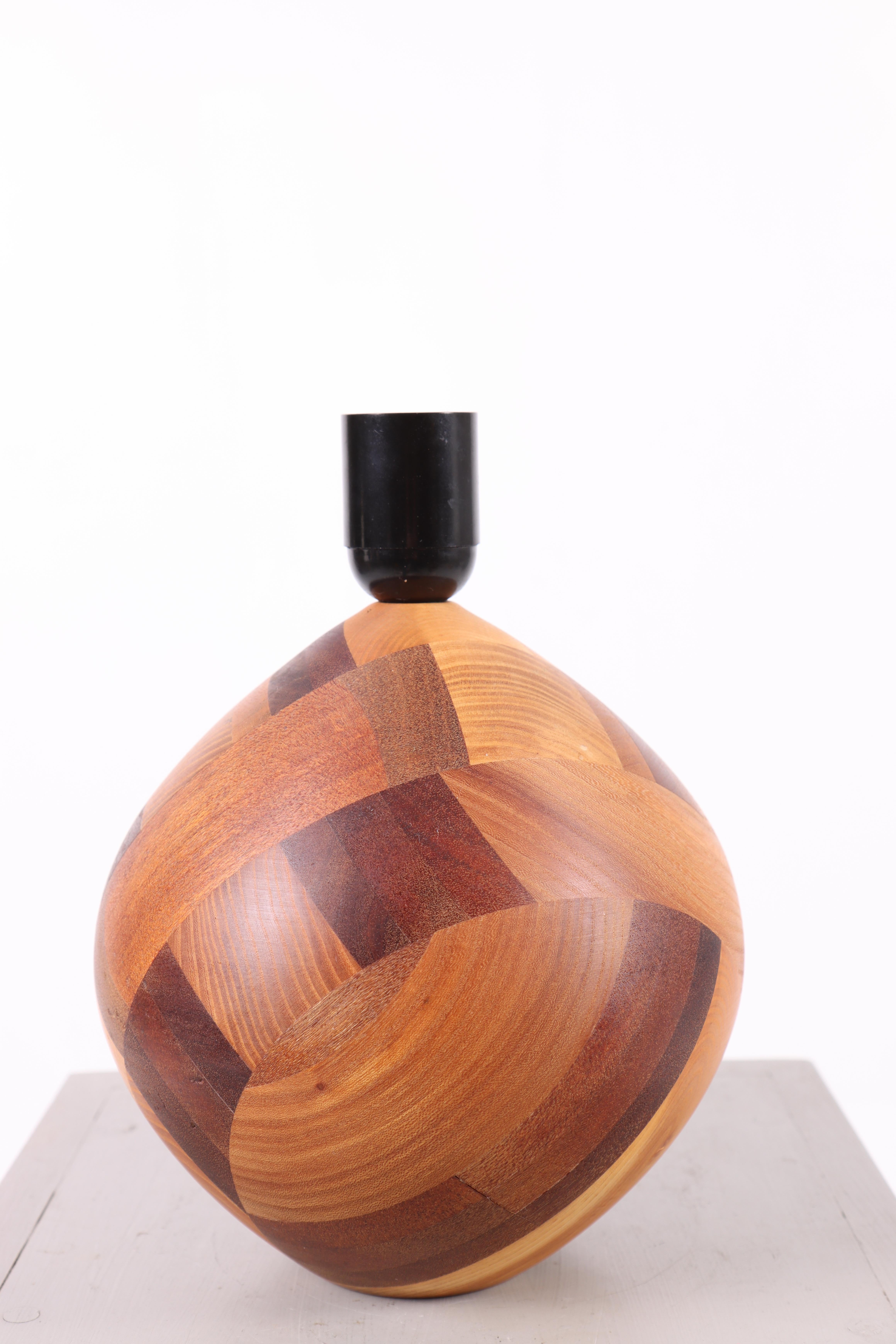 Scandinavian Modern Small Teak Table Lamp, Denmark, 1970s For Sale