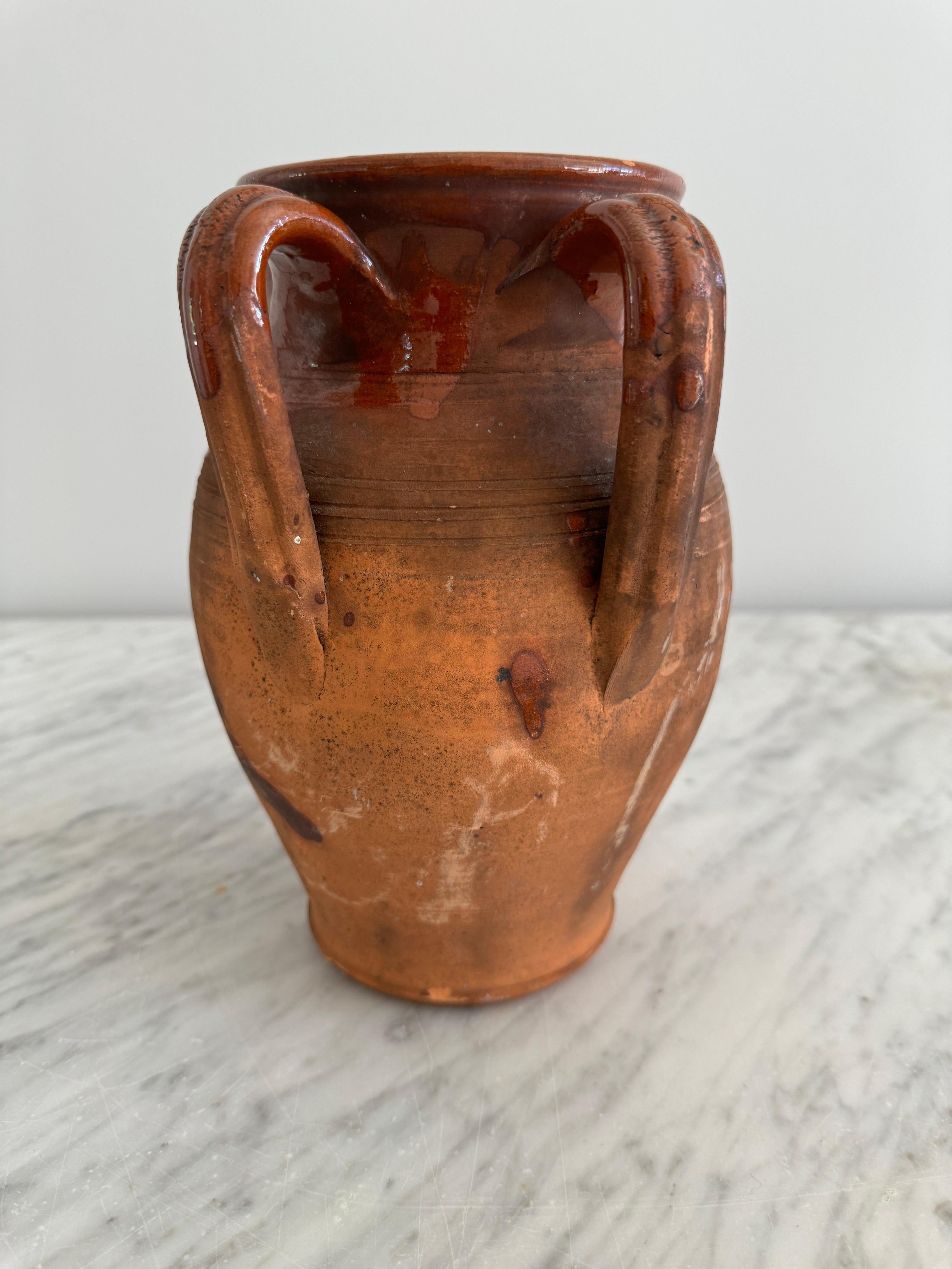 XIX secolo Vaso Pignata piccolo in terracotta con mezza glassa in vendita