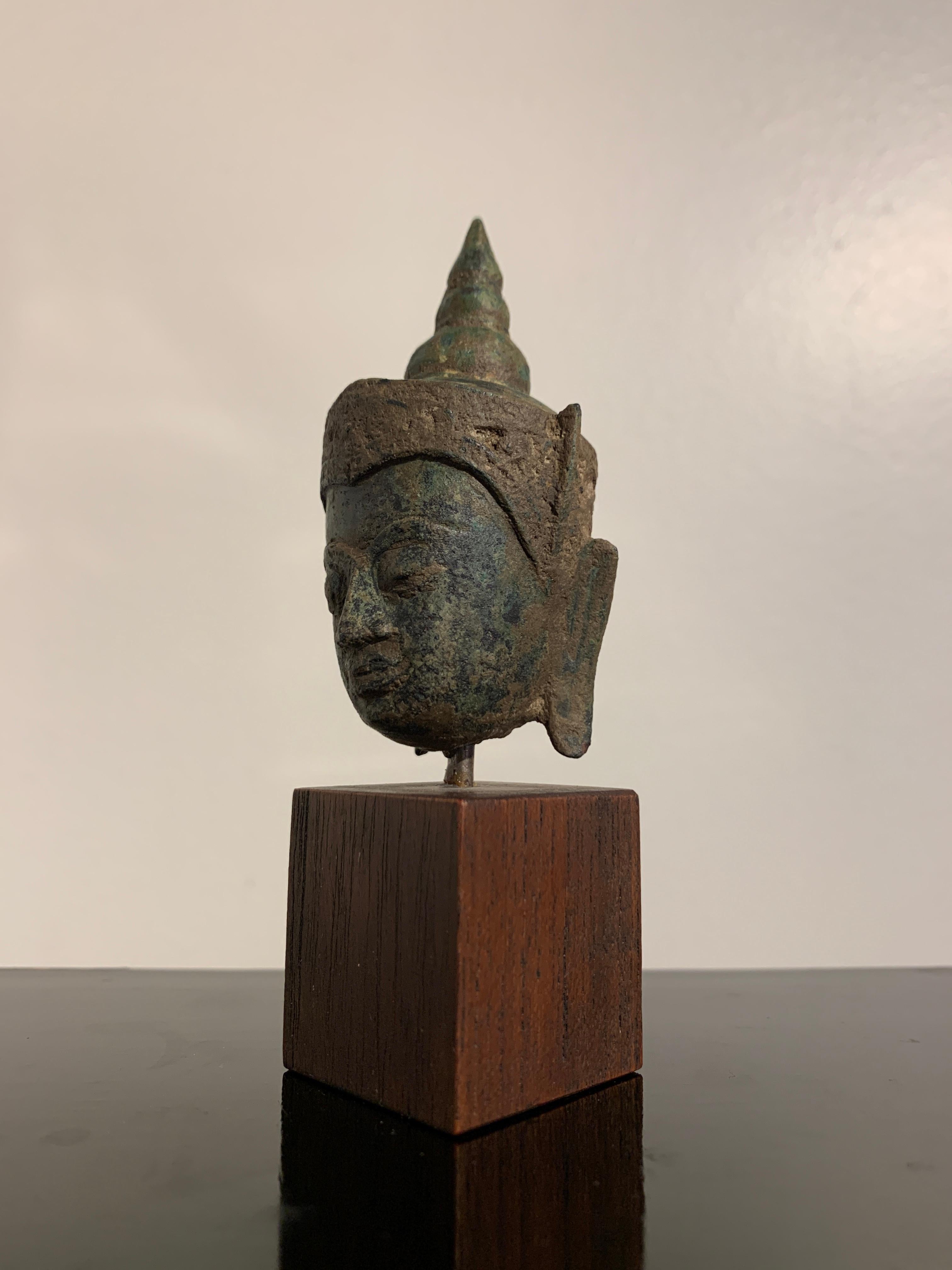 Small Thai Ayutthaya Bronze Crowned Buddha Head, 17th Century, Thailand 1