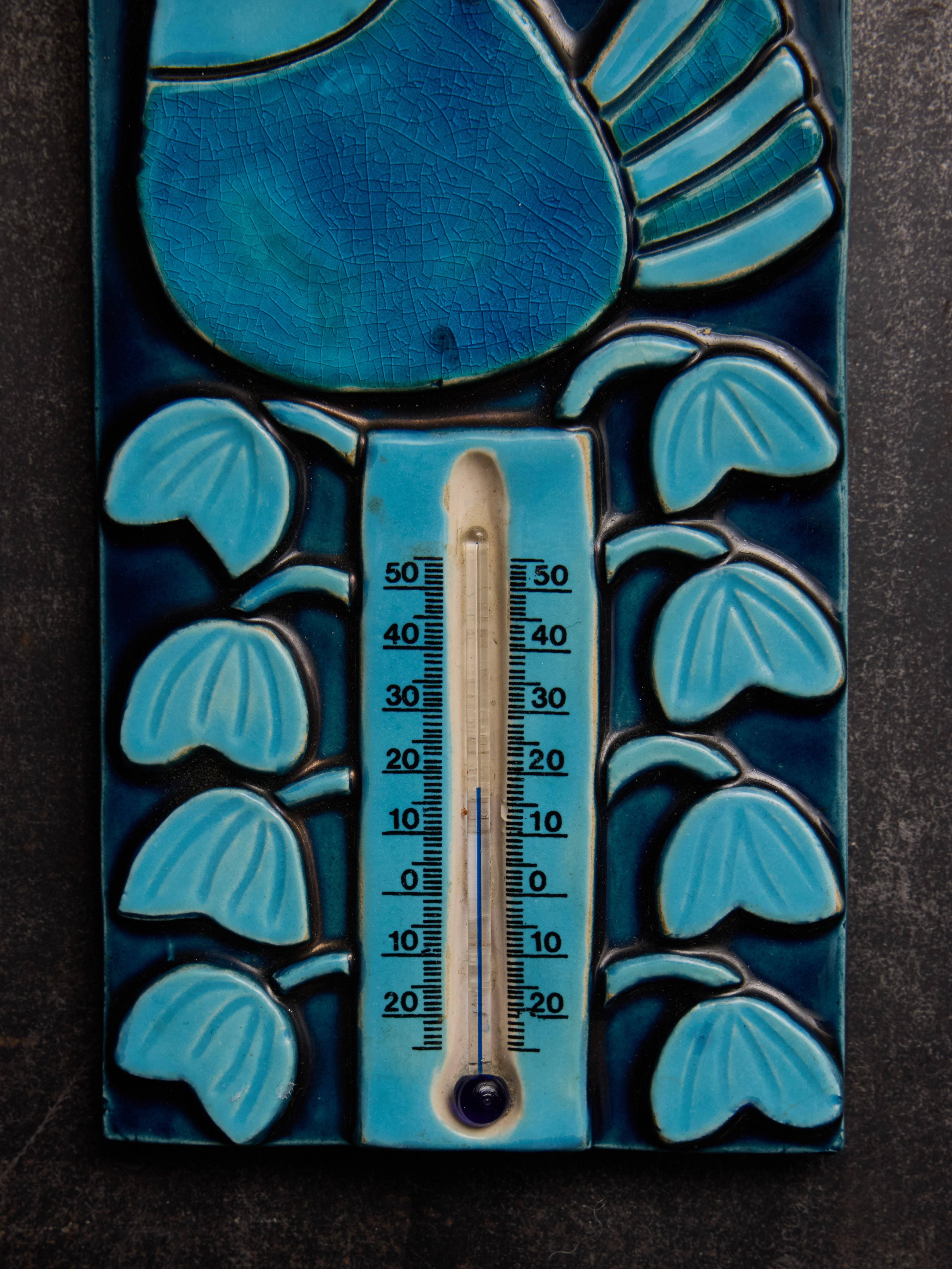 Small Thermometer in Ceramic By Mithe Espelt with Bird decor In Good Condition For Sale In Saint-Ouen, IDF