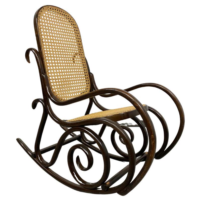 Thonet Rocking Chair No.7014 For Sale at 1stDibs