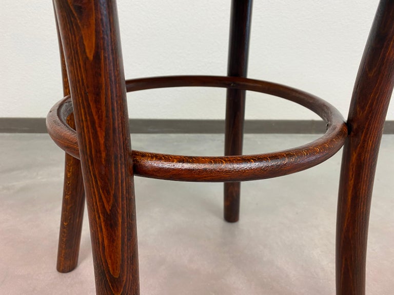 Small Thonet Side Table In Excellent Condition For Sale In Banská Štiavnica, SK