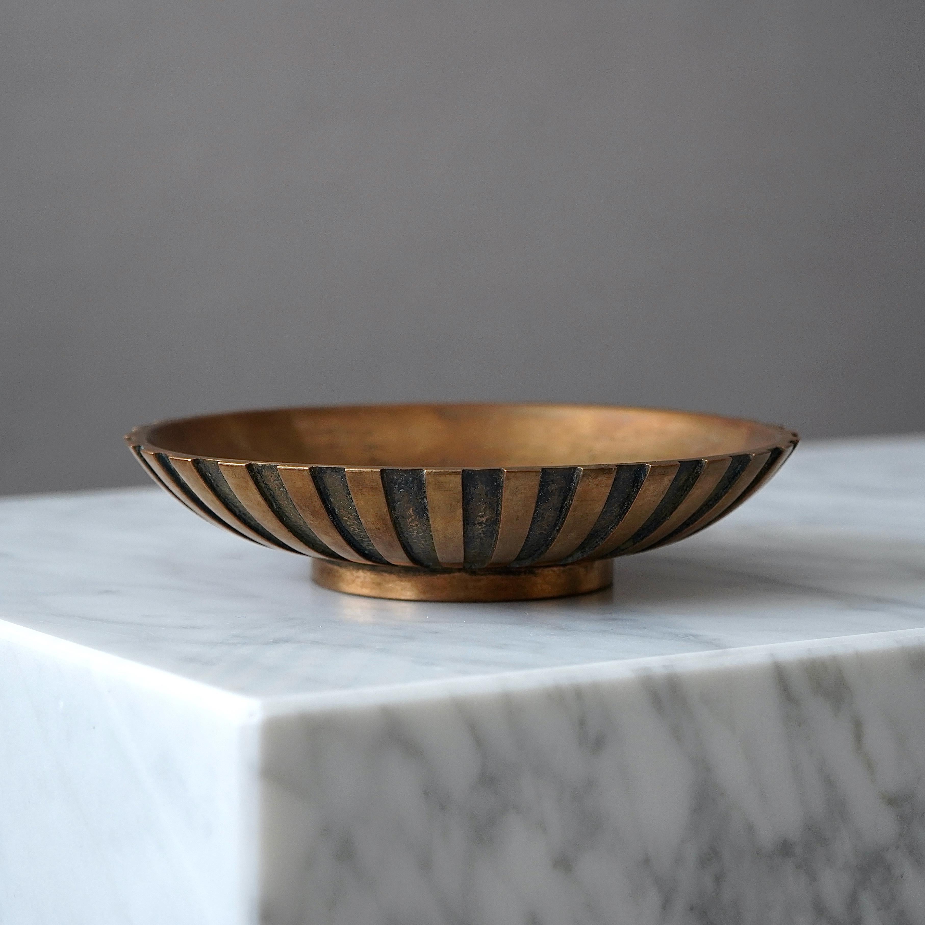 Small Tinos Bronze Bowl, Art Deco, Denmark, 1930s In Good Condition For Sale In Malmö, SE