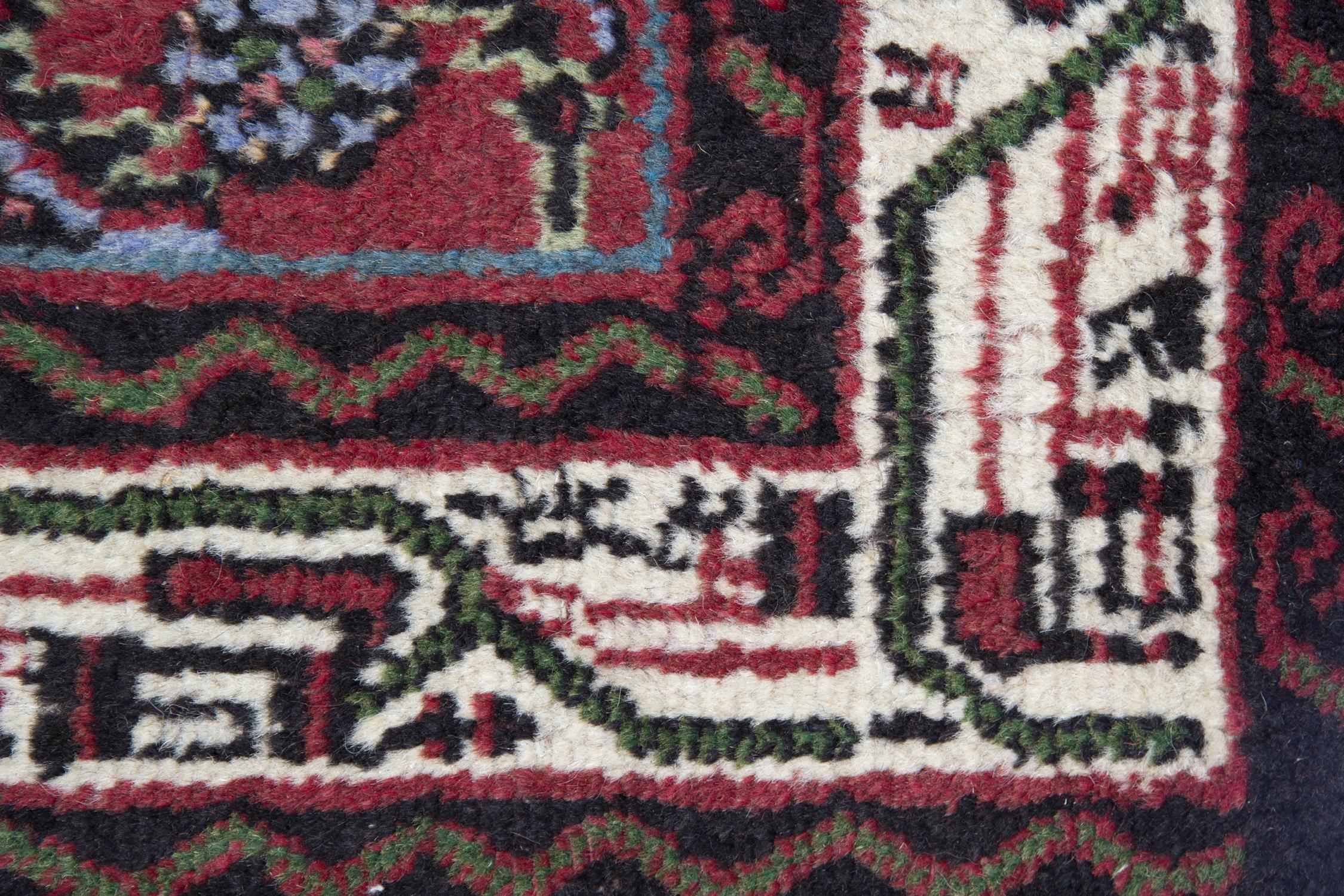 Mid-Century Modern Small Traditional Area Rug Handmade Carpet Turkish Oriental Wool For Sale