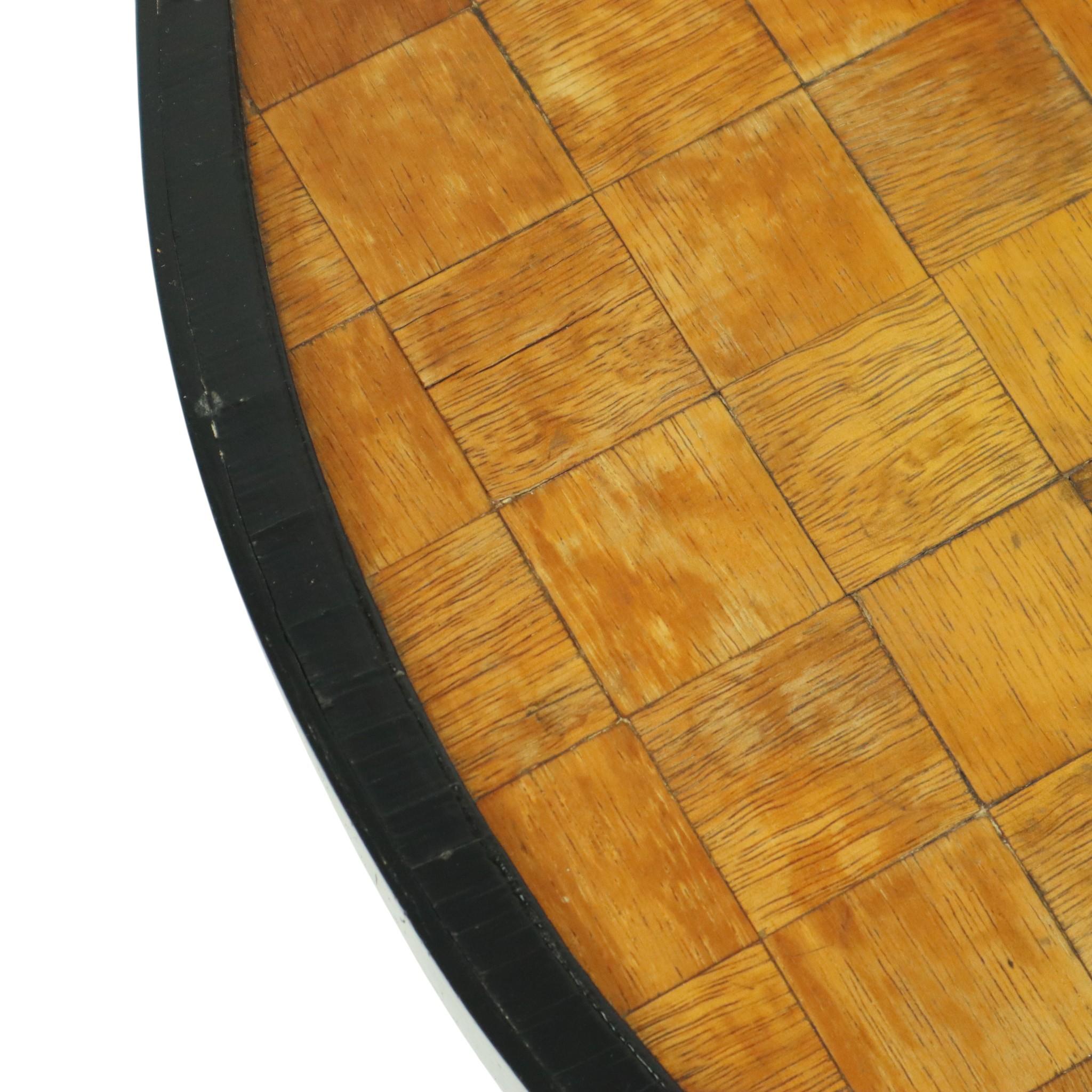 Petite table à plantes triangulaire Wood Wood 1950s en vente 3