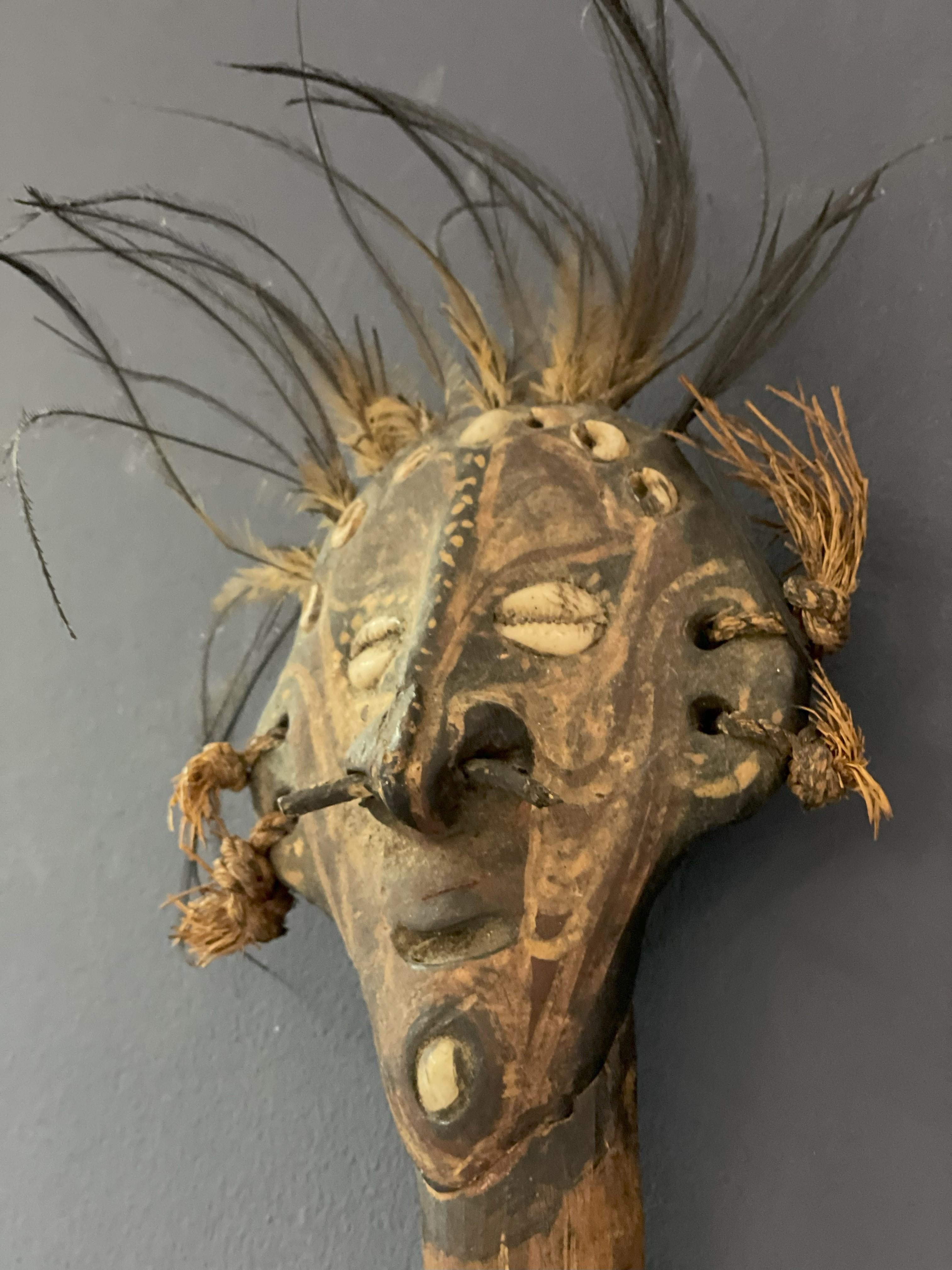 Small tribal mask For Sale 1