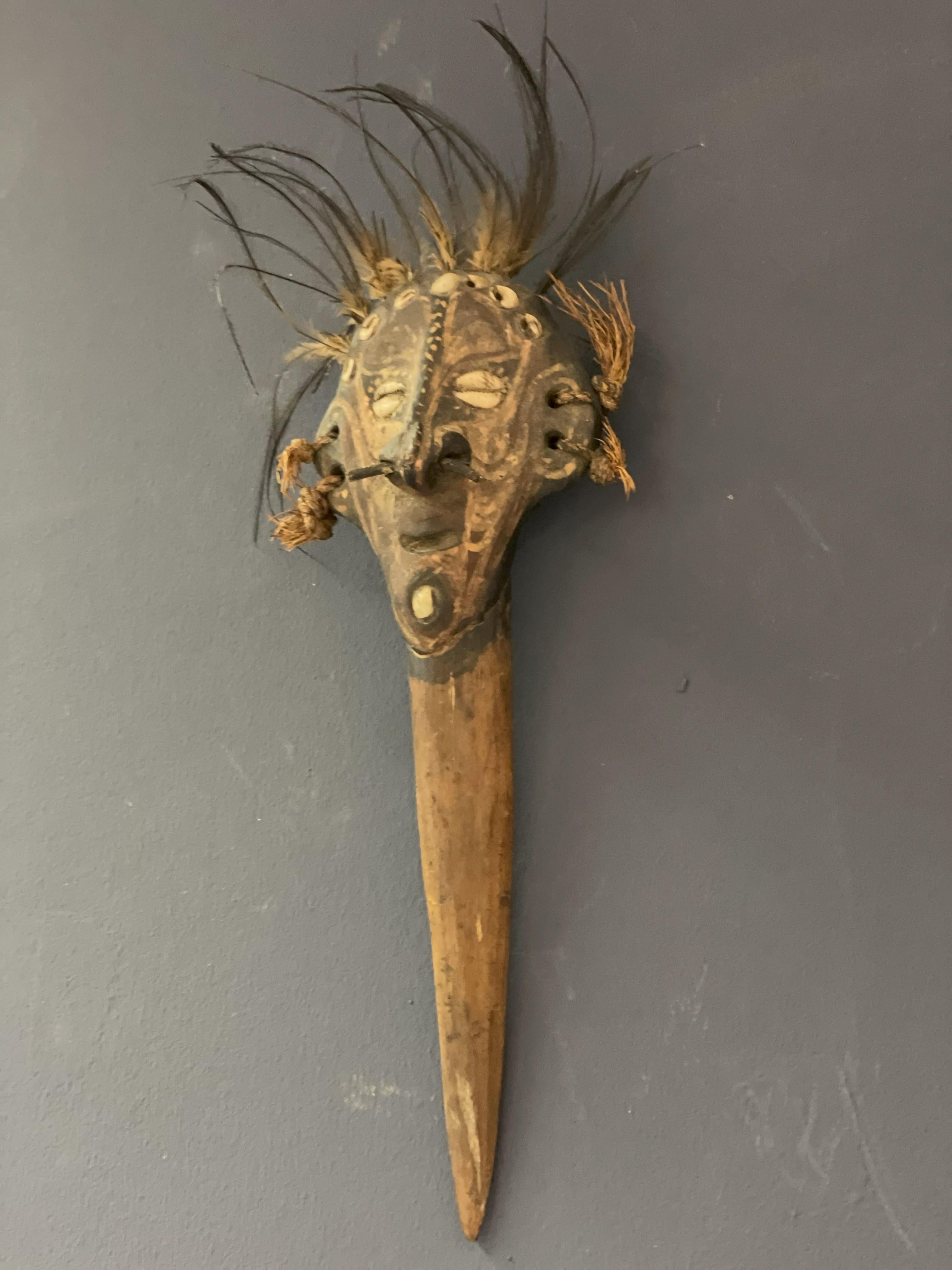Small tribal mask For Sale 2