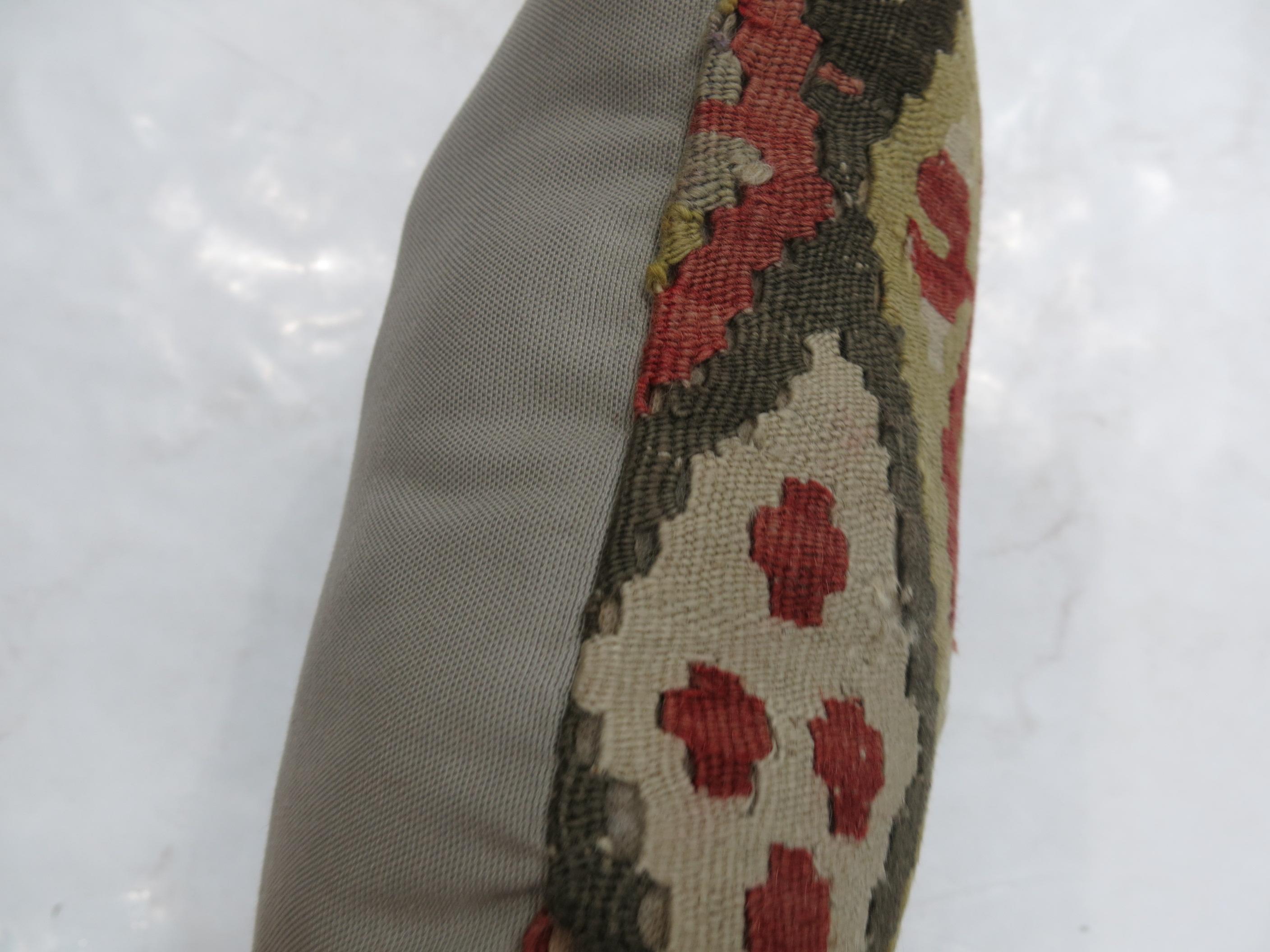 Small Tribal Turkish Kilim Pillow In Good Condition For Sale In New York, NY