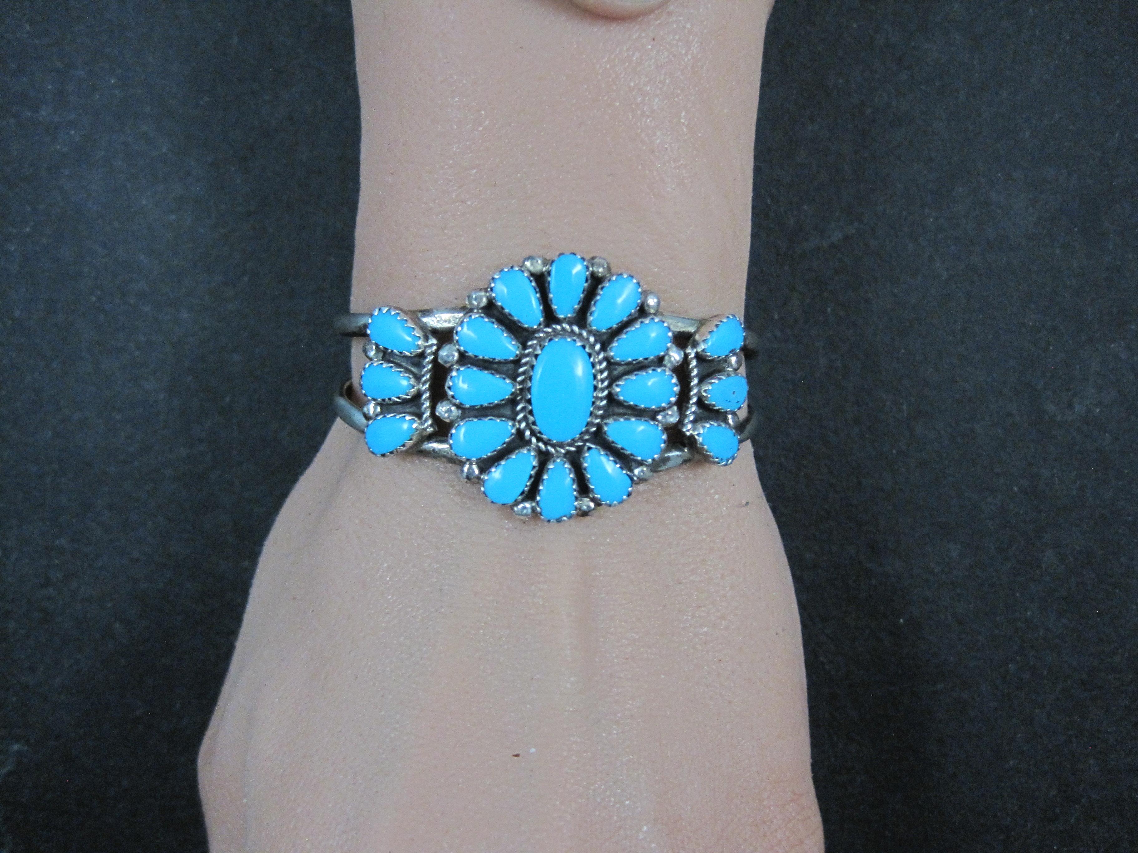 Small Turquoise Cluster Cuff Bracelet 5.25 Inches  For Sale 2