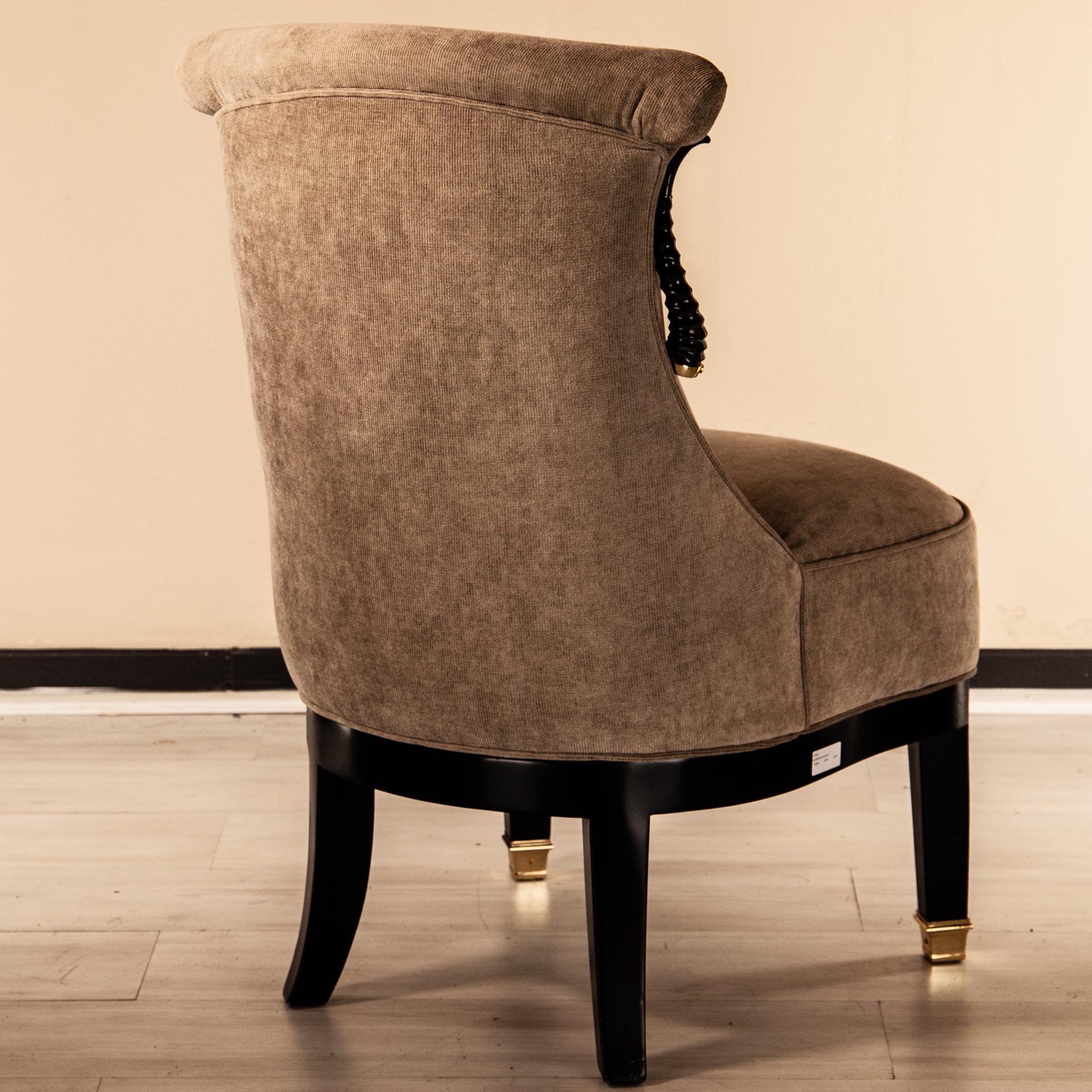 Small Upholstered Chair Gazzella, Natural Horn, Solid Brass Finials and Details For Sale 4
