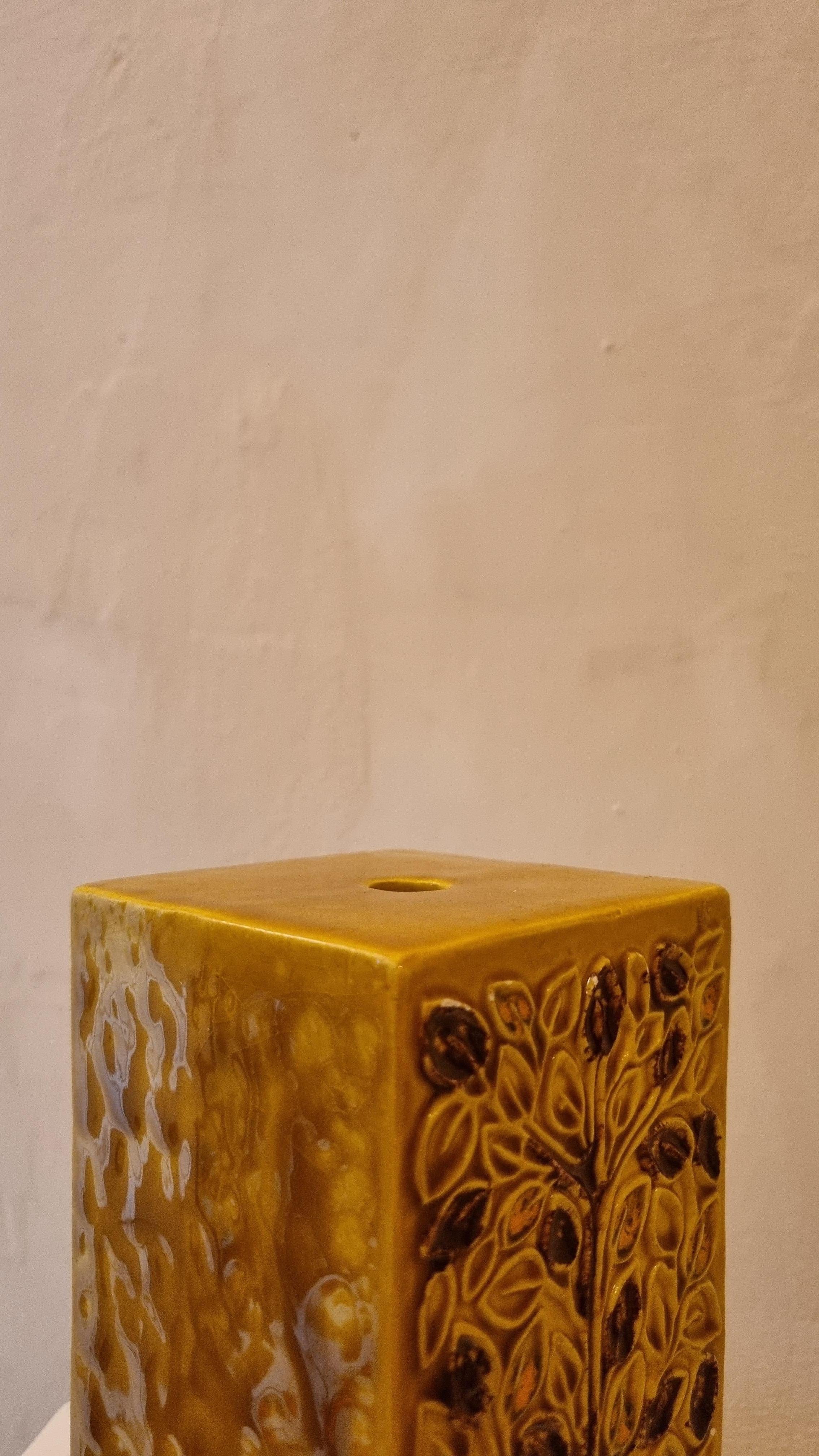 Kleine Vase  von Aldo Londi für  Bitossi Montelupo-Keramik, 70er Jahre. (Emailliert) im Angebot