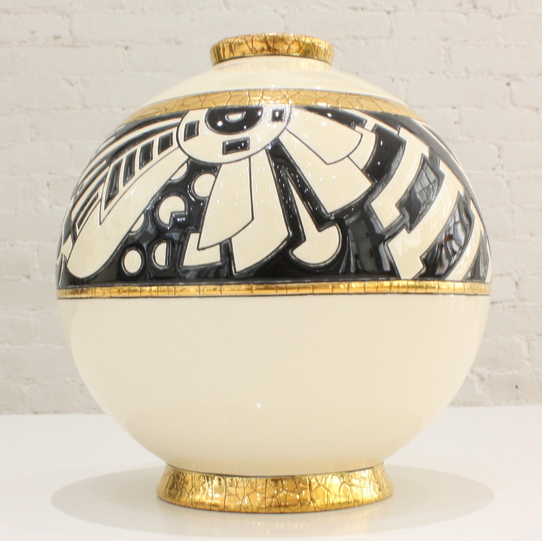 Art Deco Small Vase Emaux de Longwy, Motifs